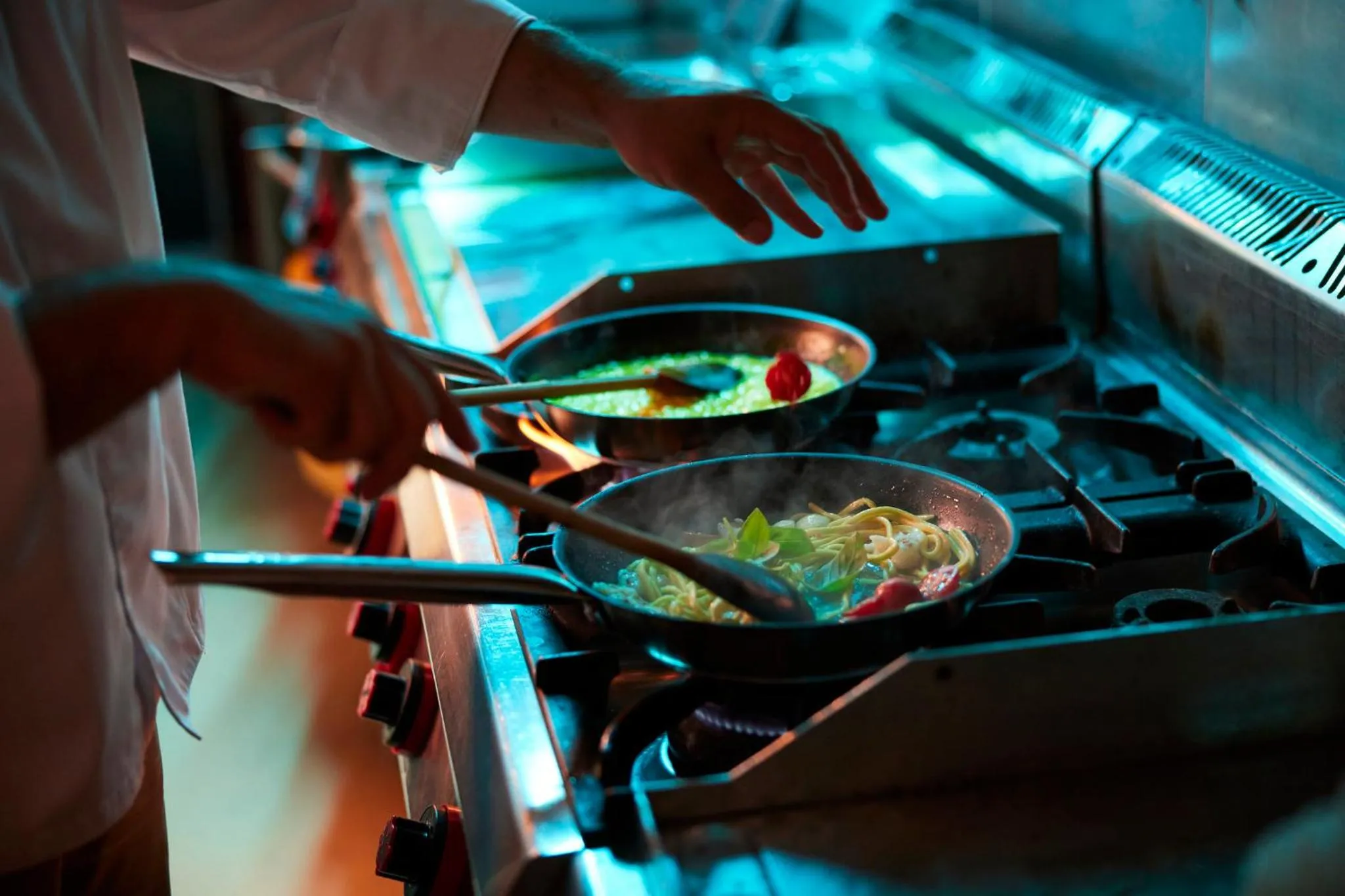 Restaurant/places to eat in Crowne Plaza Belgrade by IHG