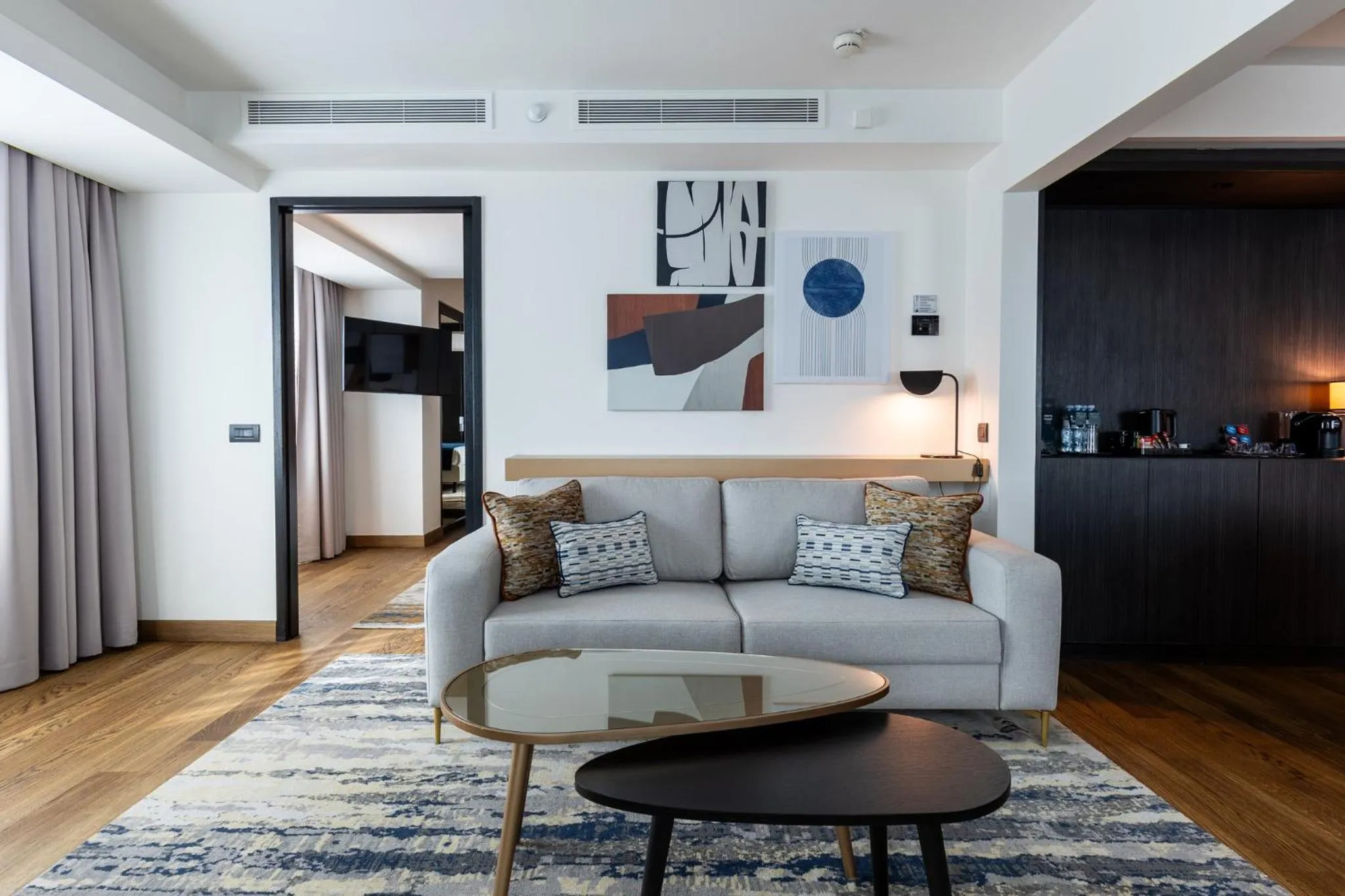 Photo of the whole room in Crowne Plaza Belgrade by IHG