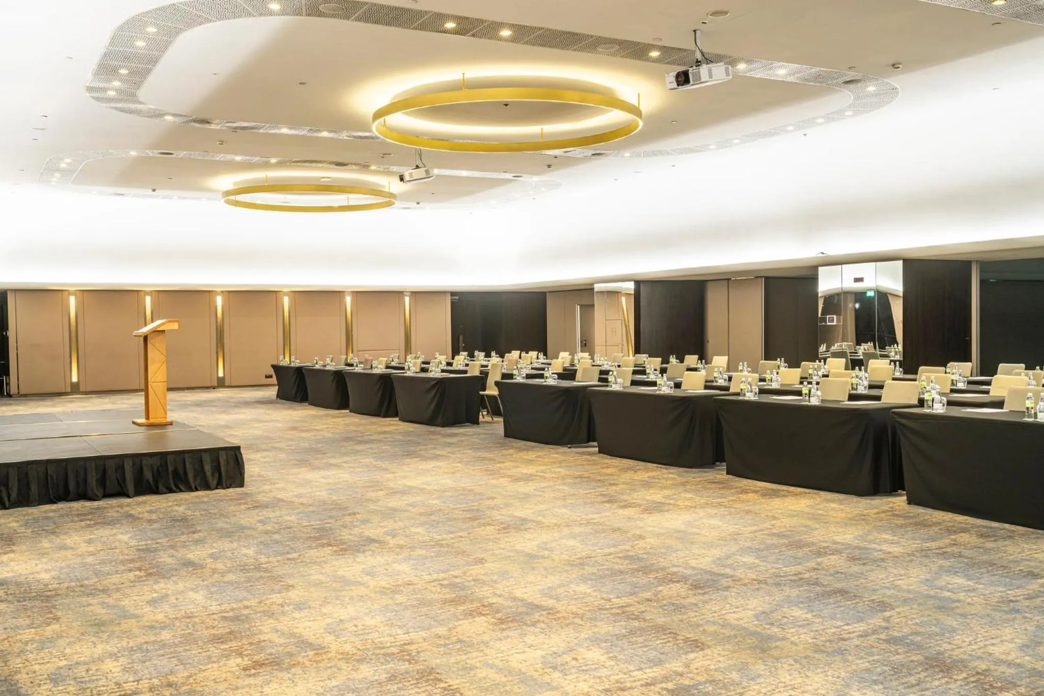 Meeting/conference room in Crowne Plaza Belgrade by IHG