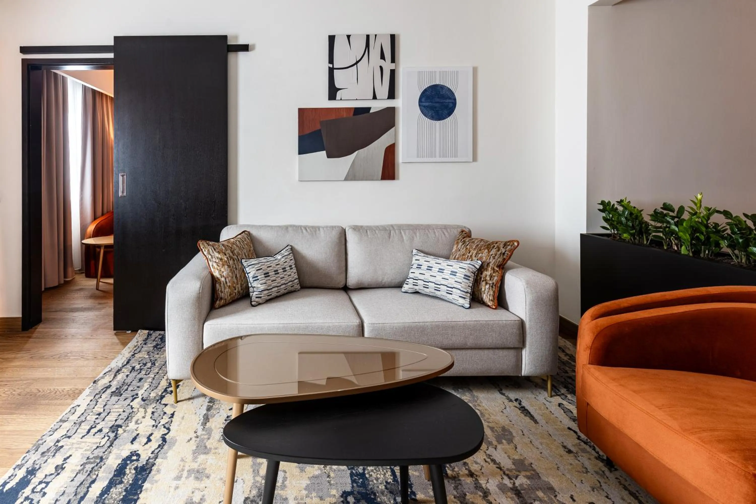 Living room in Crowne Plaza Belgrade by IHG