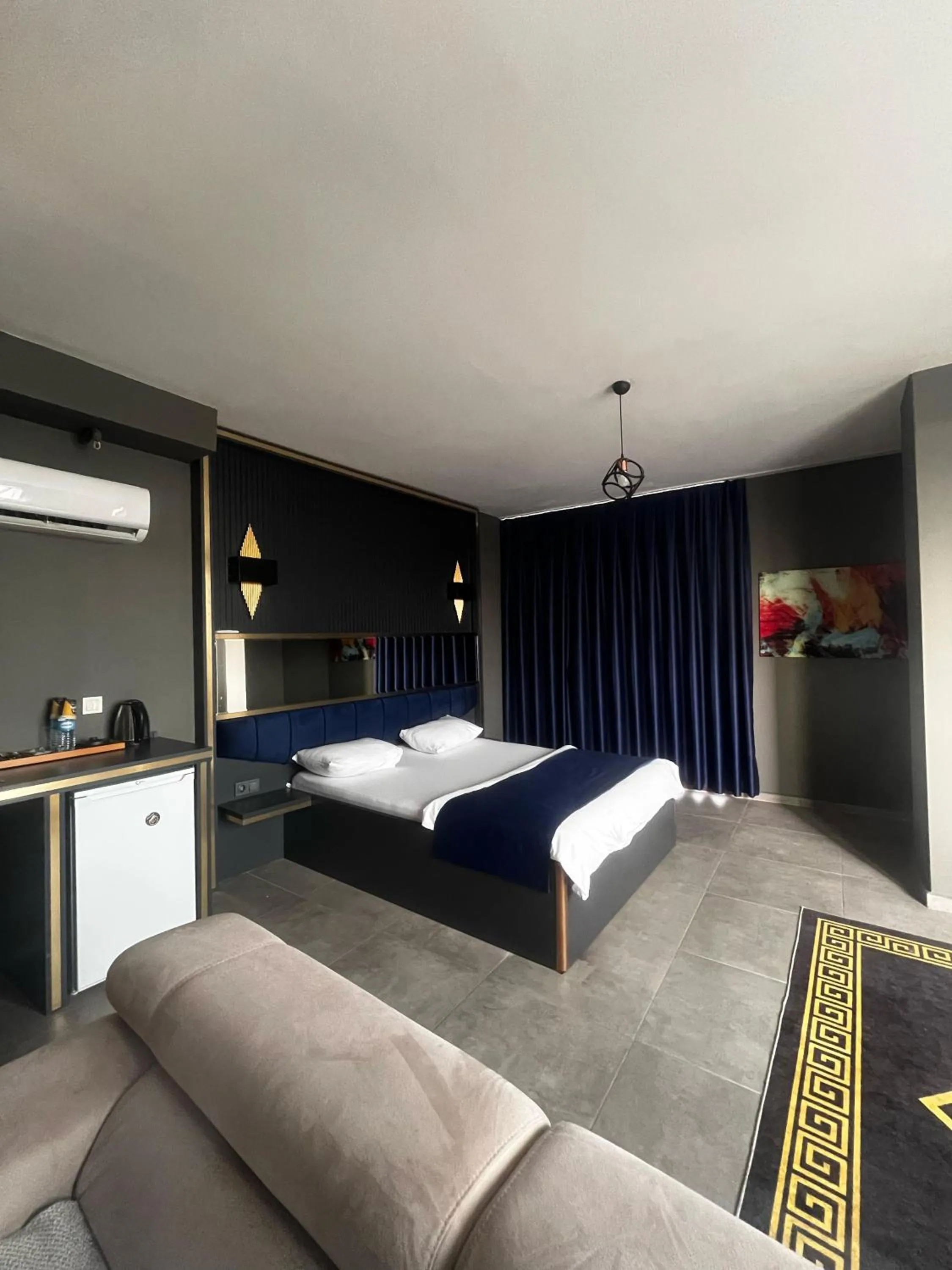 Bed in 216 Hill Suites