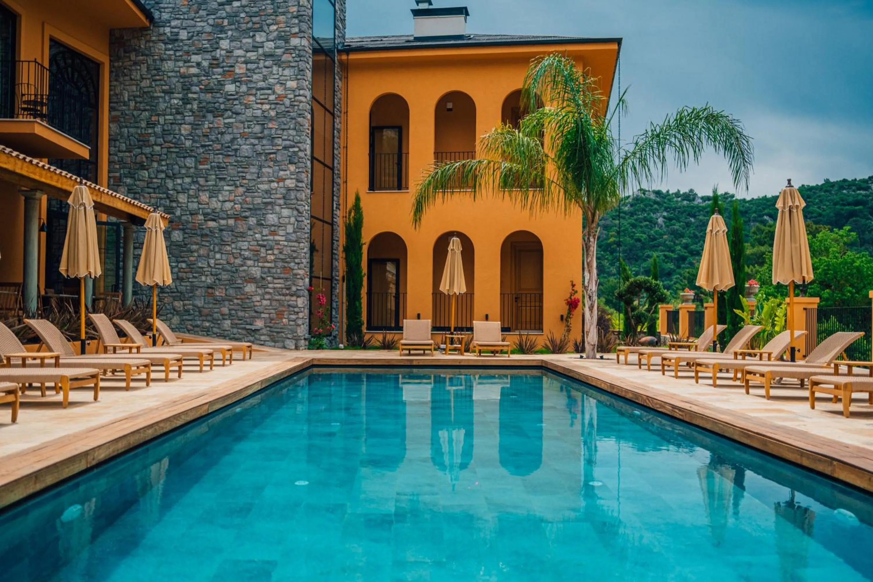 Property building in The Remote Hotel