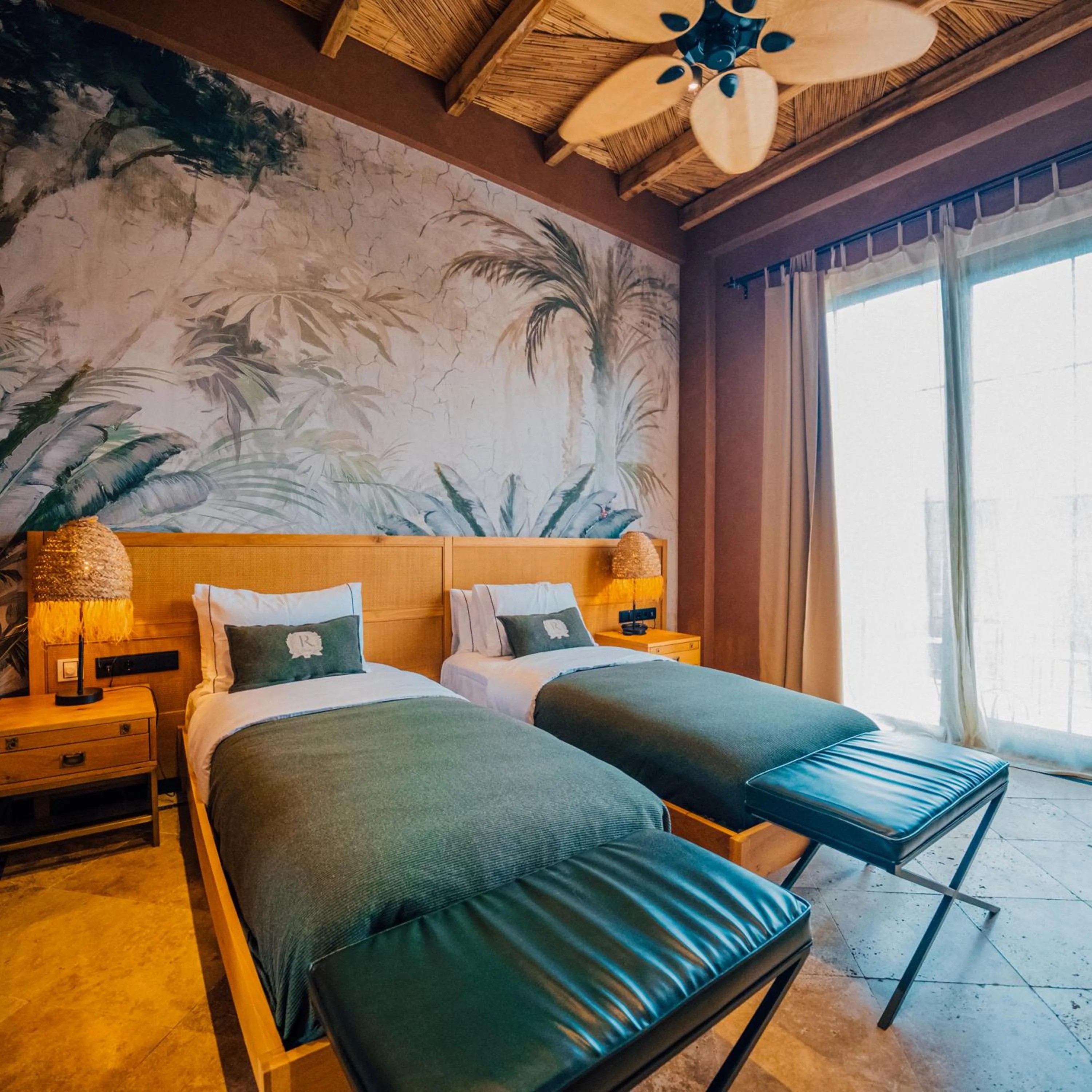 Bed in The Remote Hotel