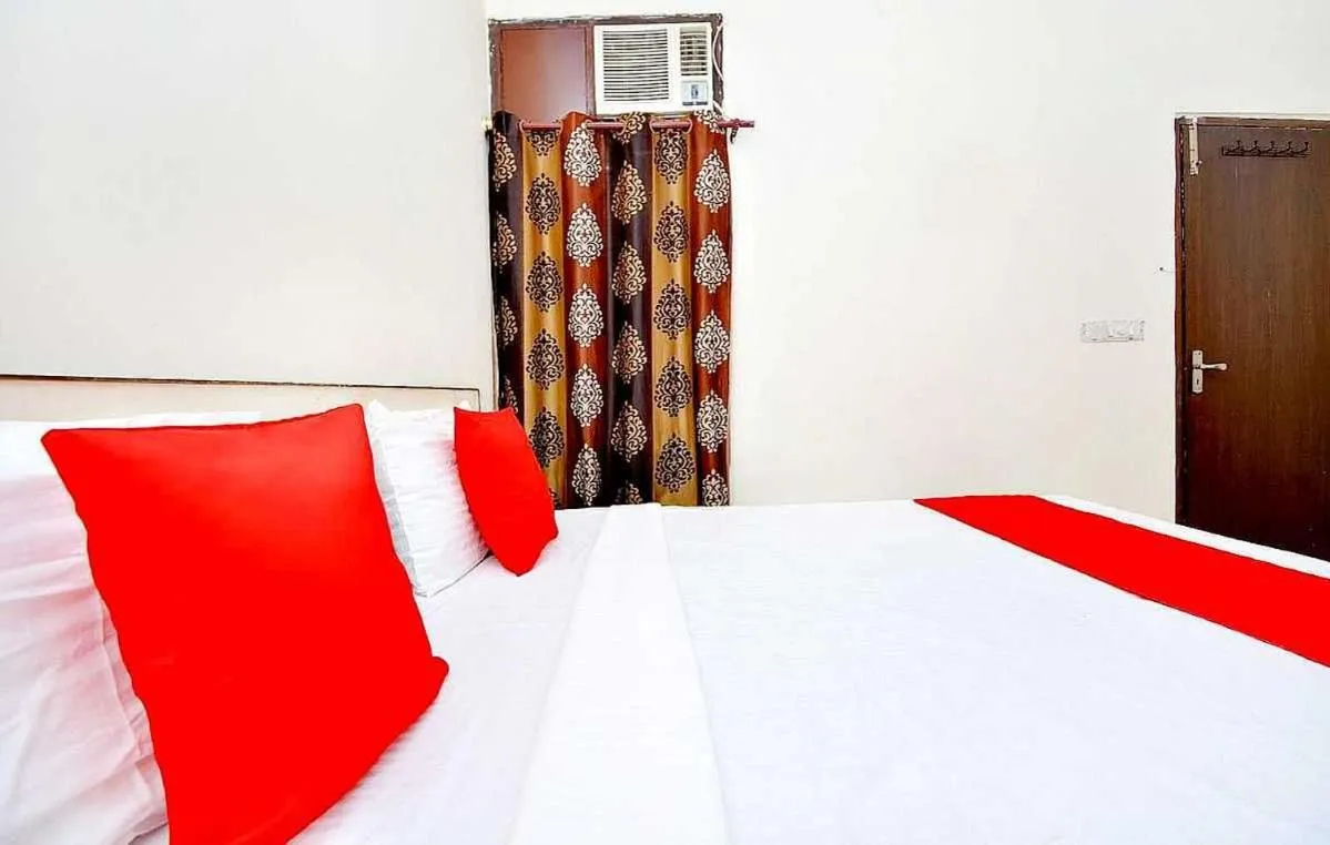 Bedroom, Bed in Hotel O Prince Paradise