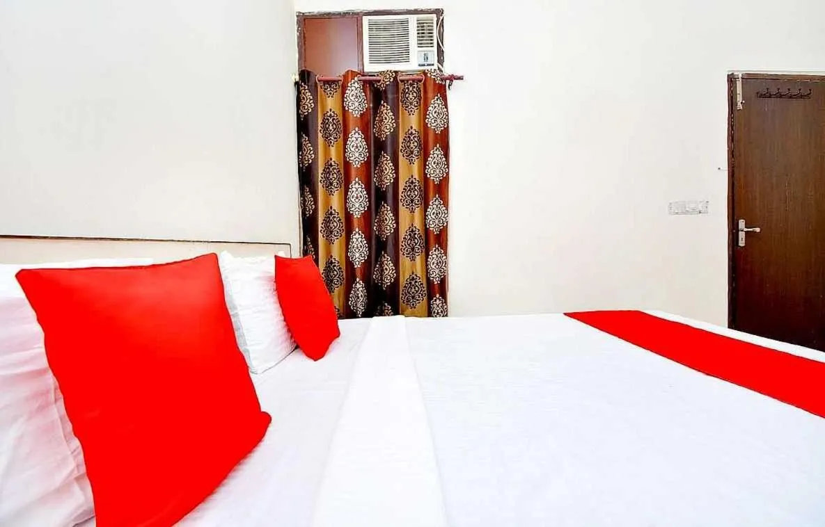 Bedroom, Bed in Hotel O Prince Paradise