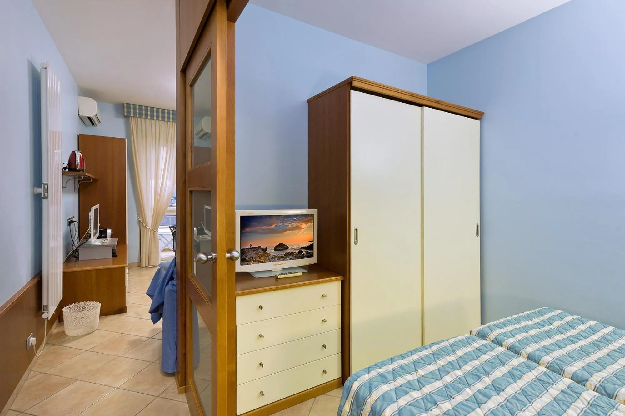 Bed in Residence Dei Due Porti