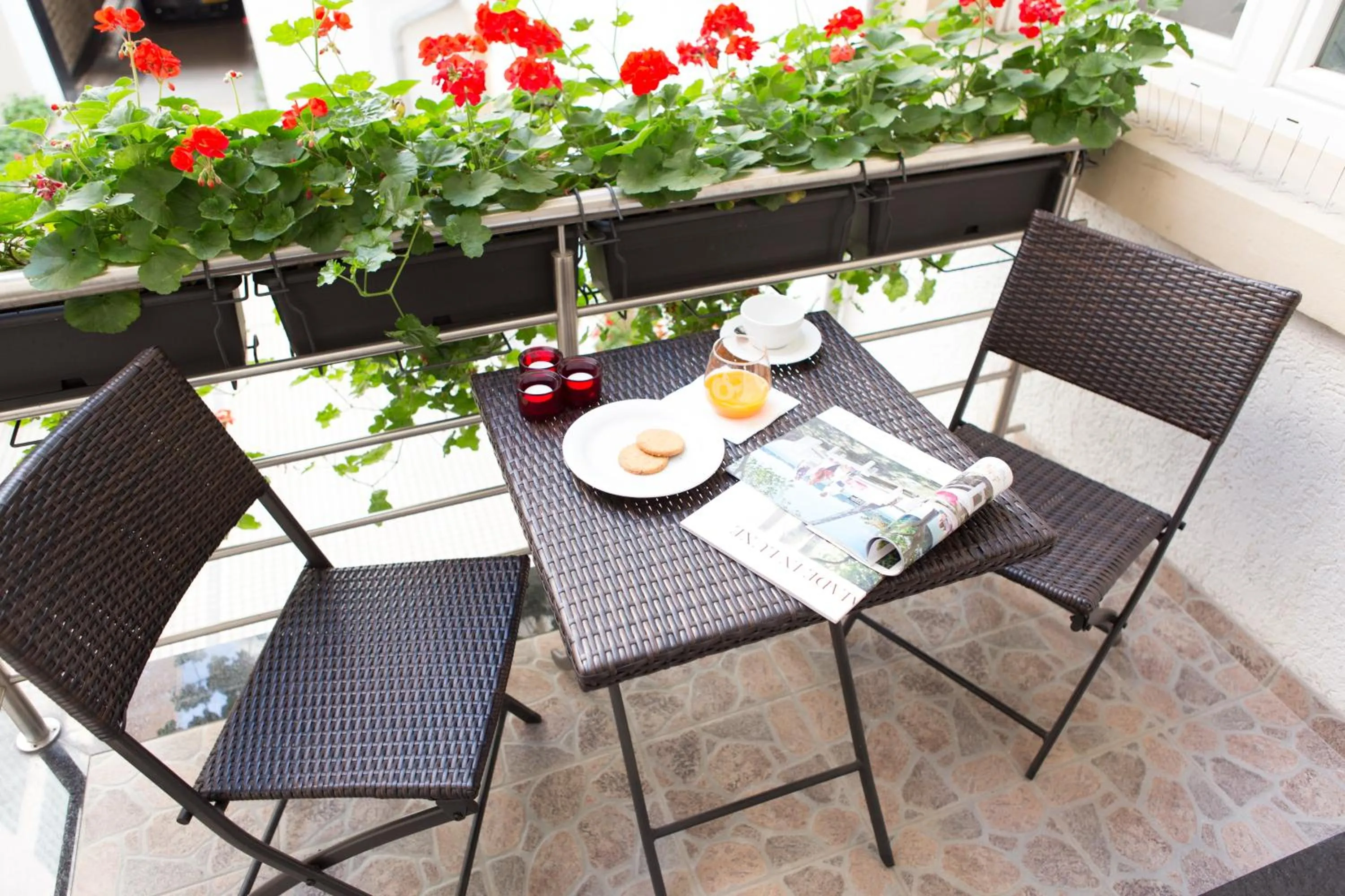 Day in The Queen Luxury Apartments - Villa Cortina