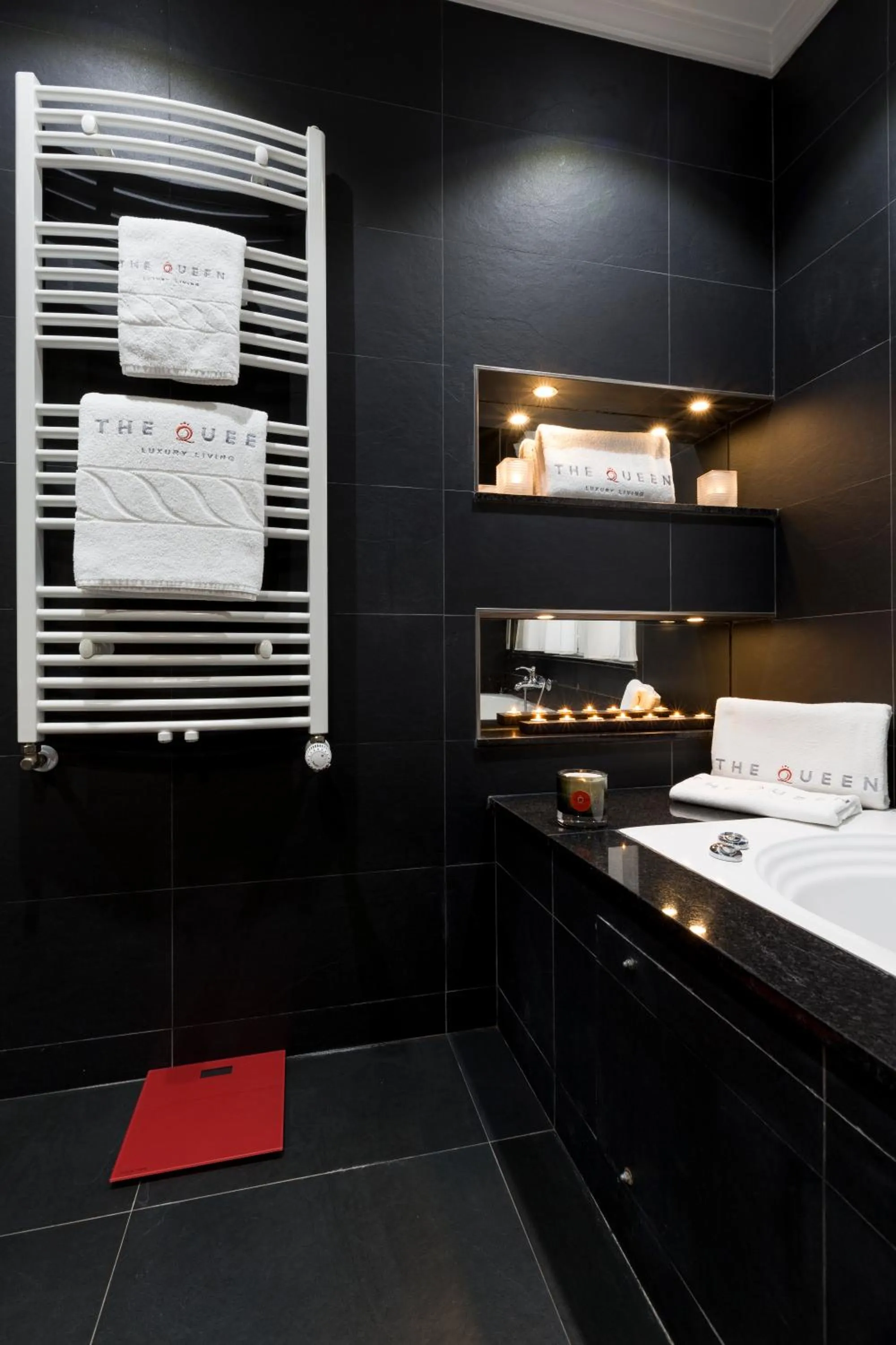 Bathroom in The Queen Luxury Apartments - Villa Cortina