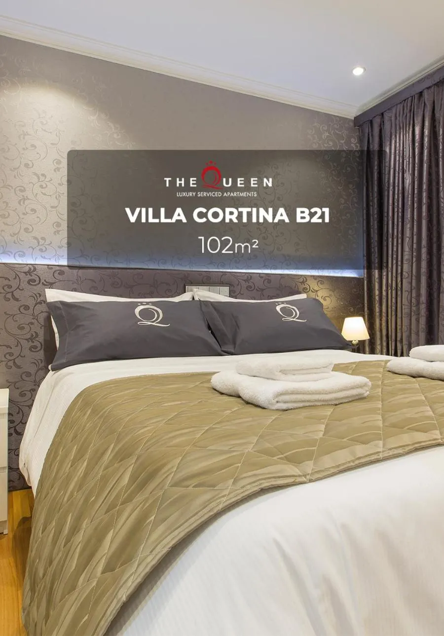 Photo of the whole room, Bed in The Queen Luxury Apartments - Villa Cortina
