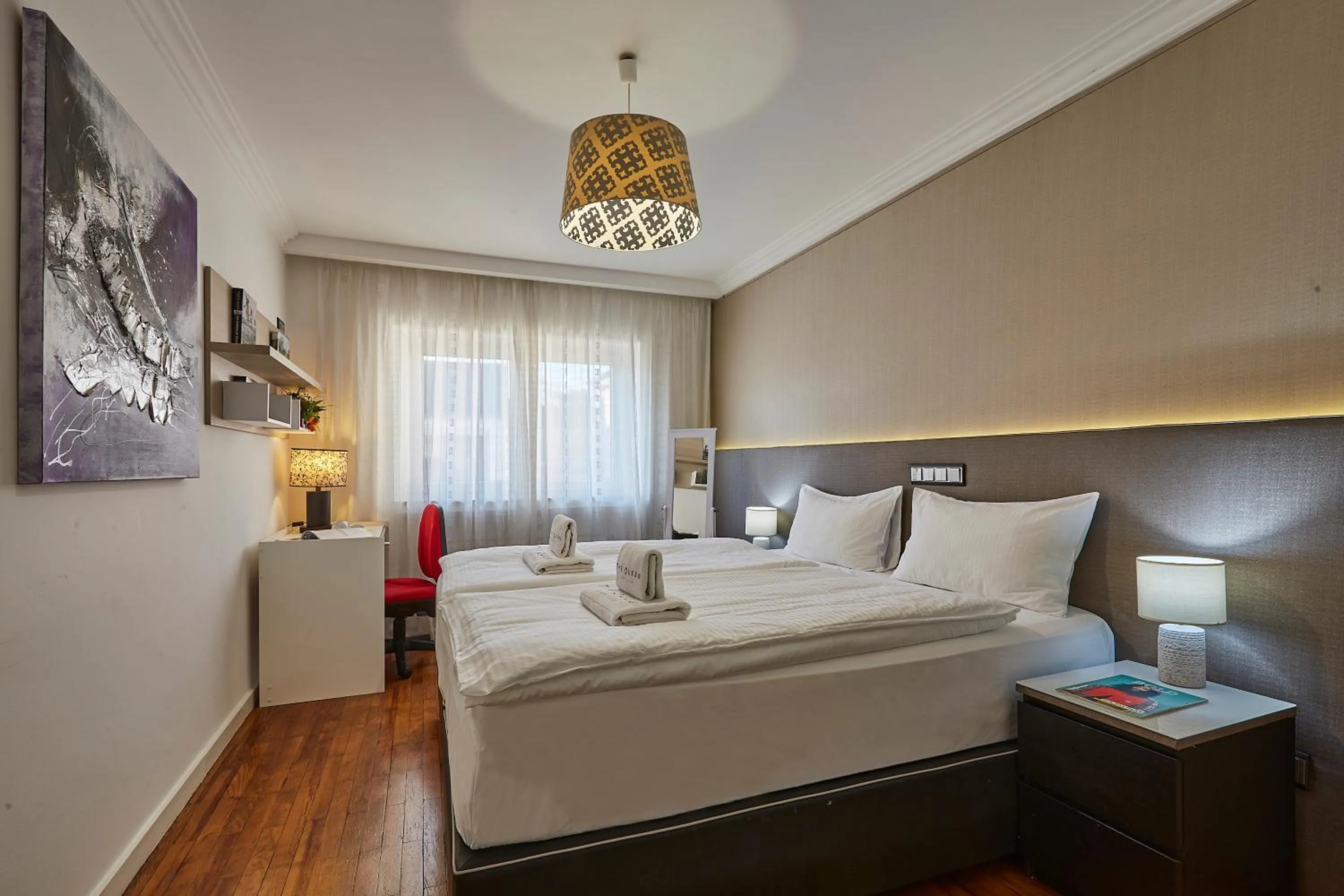 Bedroom, Bed in The Queen Luxury Apartments - Villa Cortina
