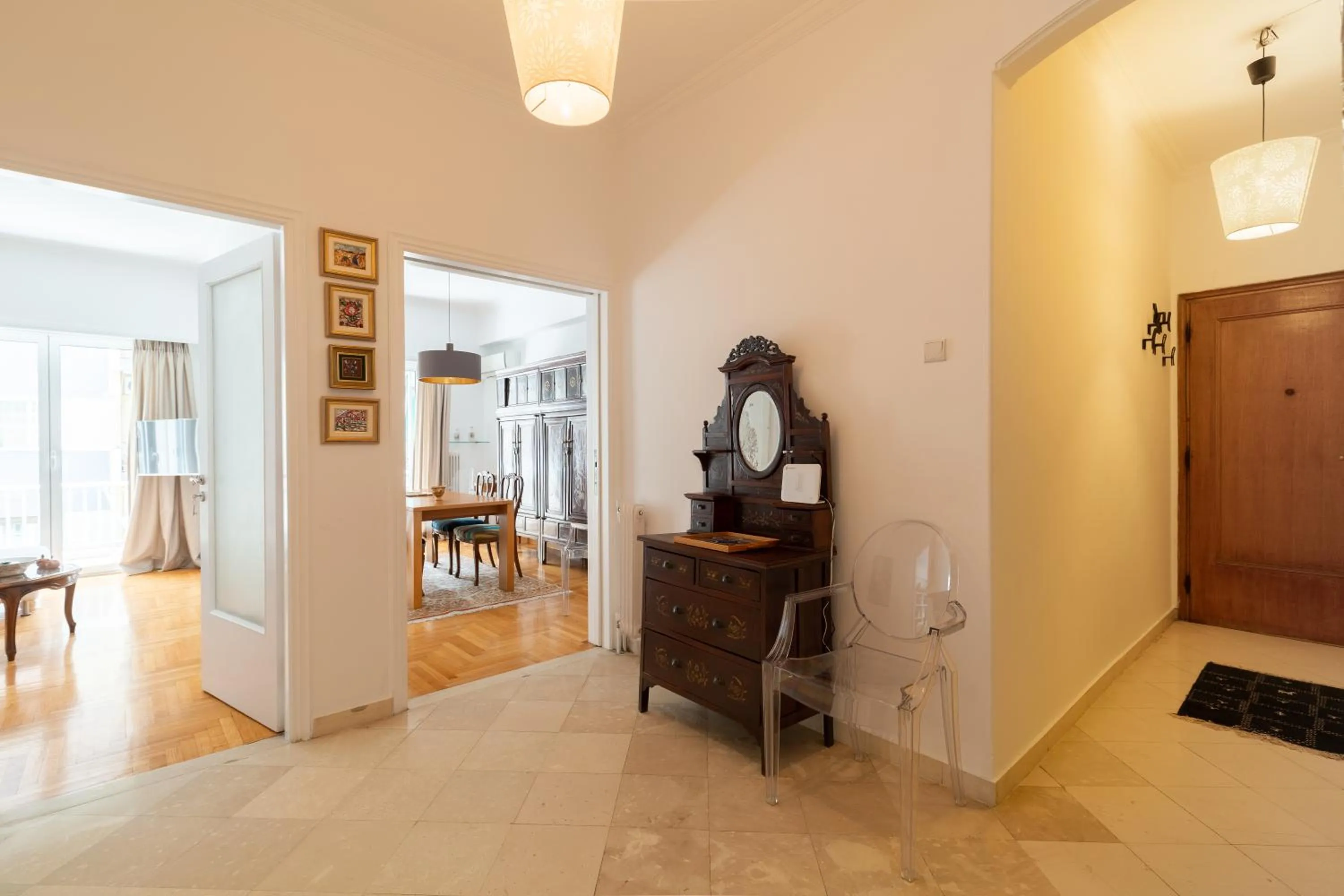 Vibrant in Pangrati by Athenian Homes