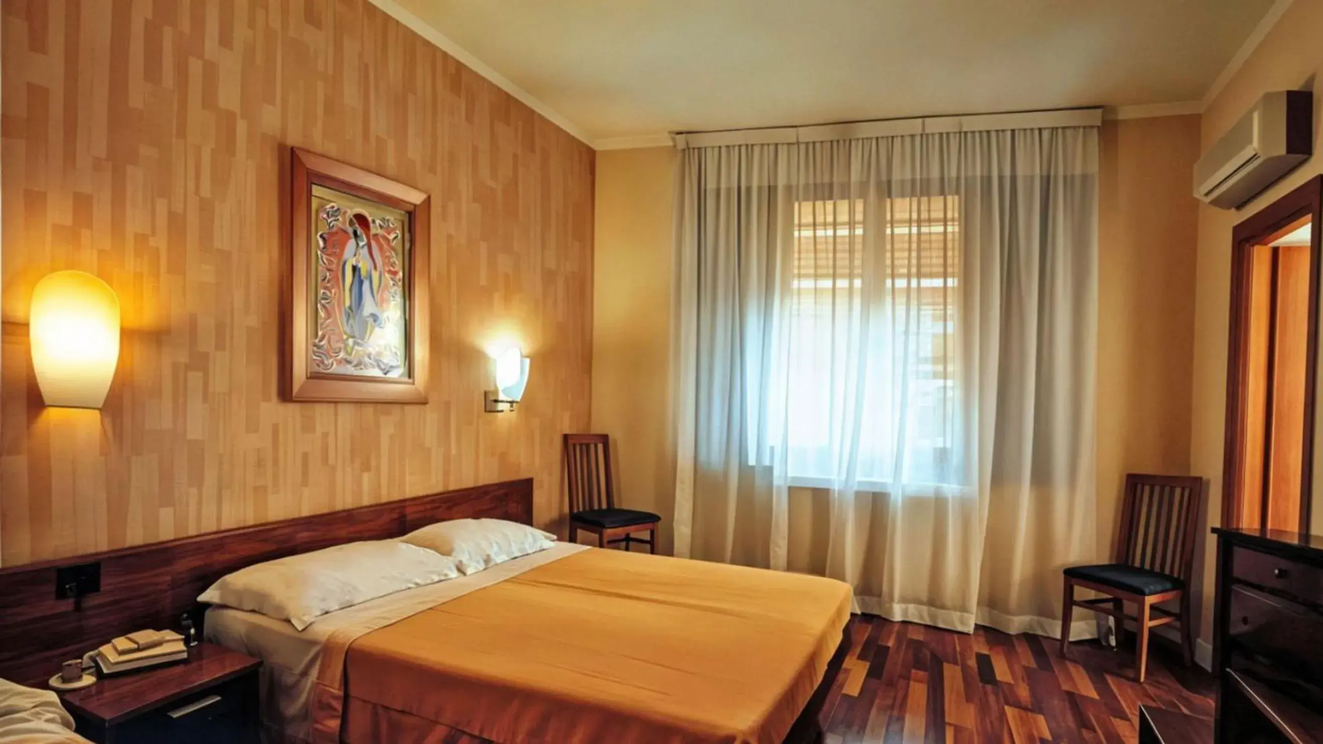 Double Room in Hotel Nazionale Double Room in Hotel Nazionale