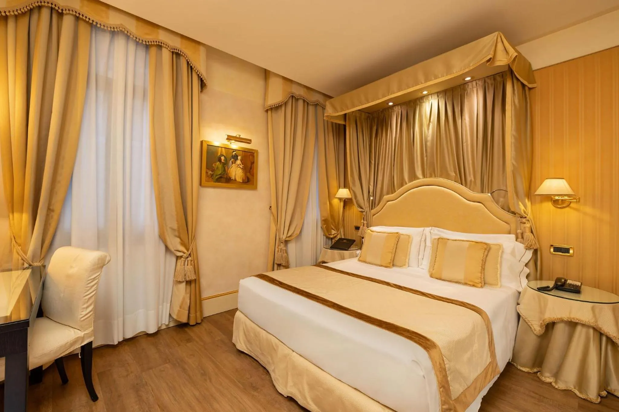 Bedroom, Bed in Hotel A La Commedia