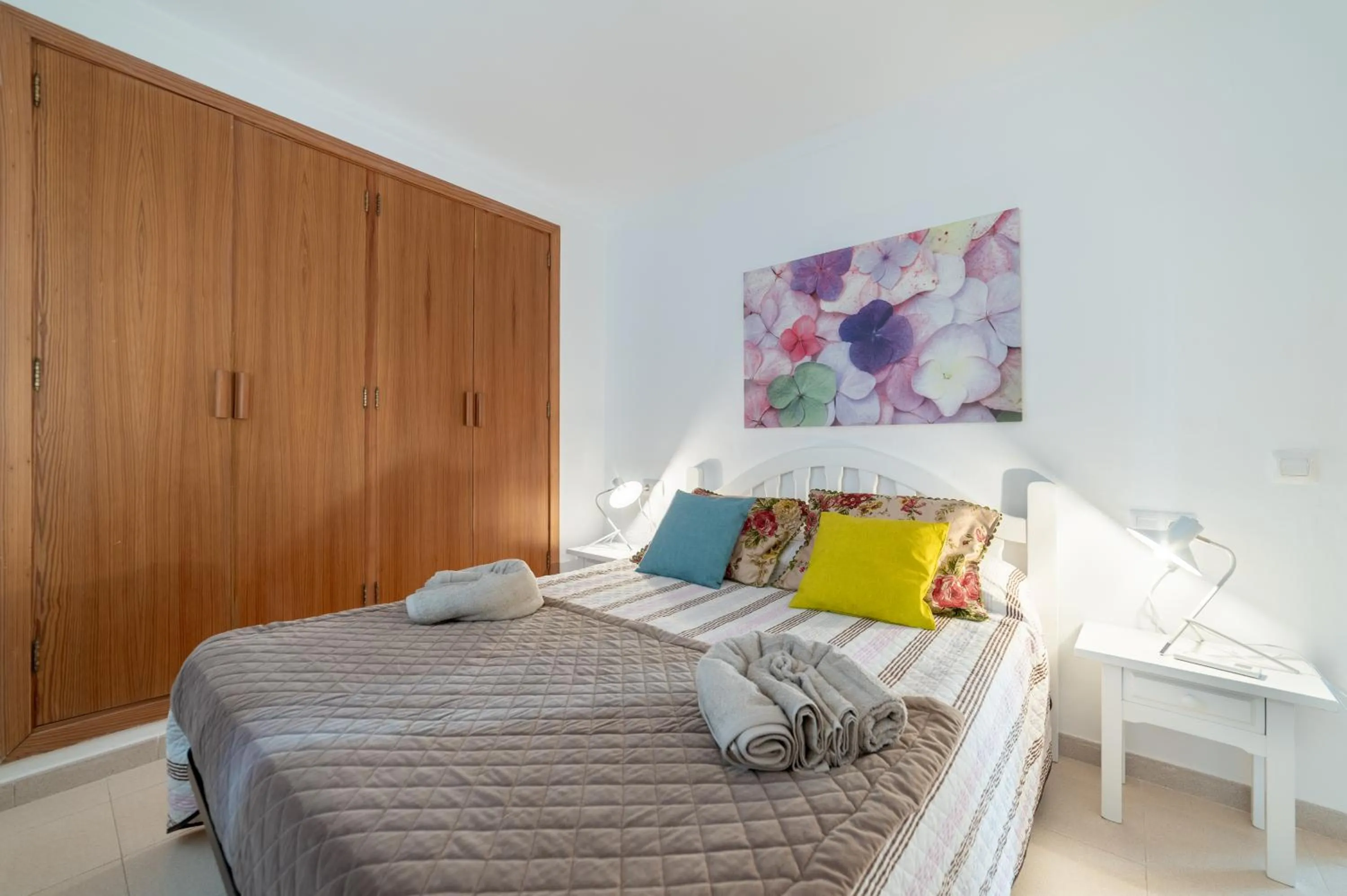 Bed in Apartment Voltor Bajos E By SunVillas Mallorca