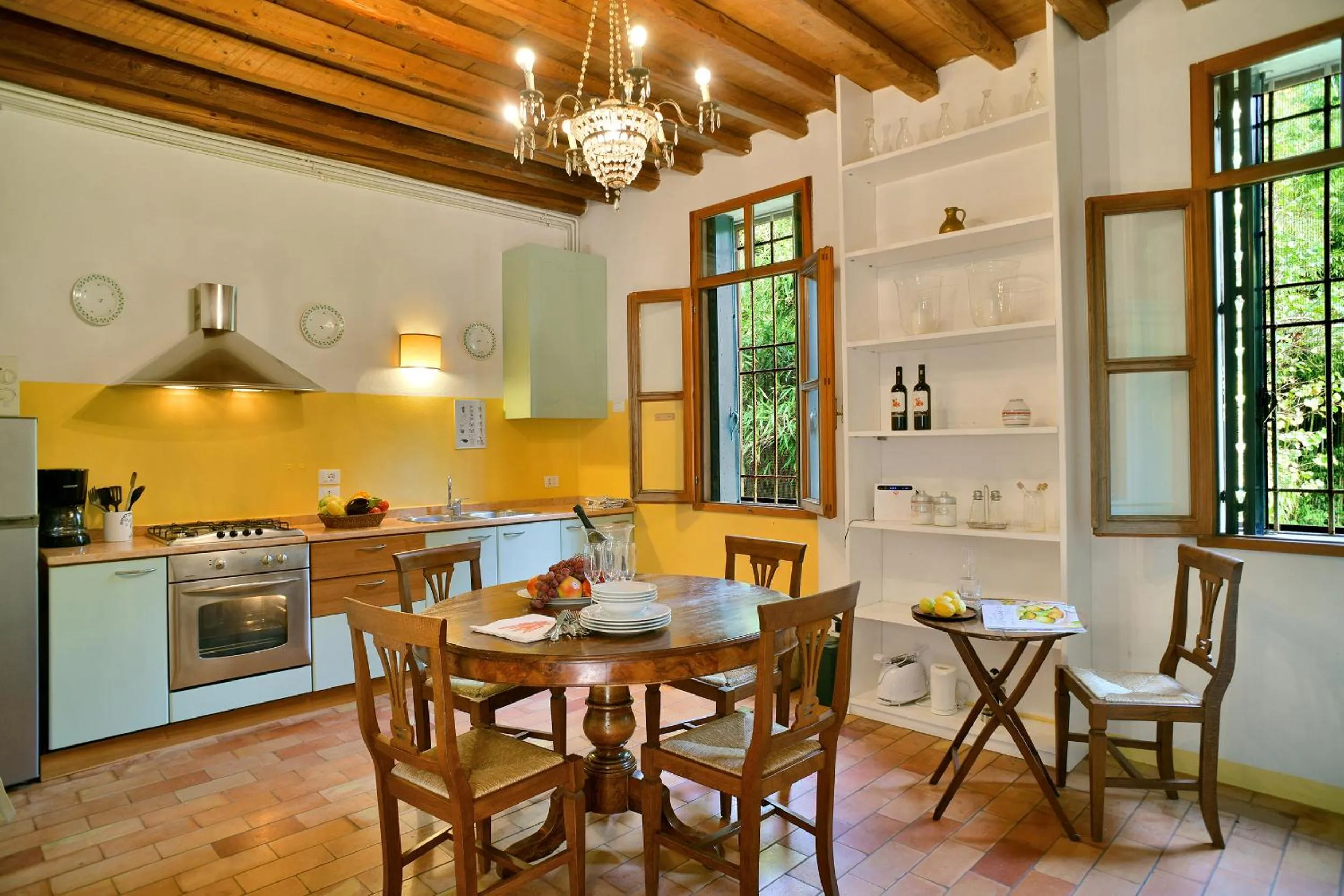 Kitchen or kitchenette in Frassanelle