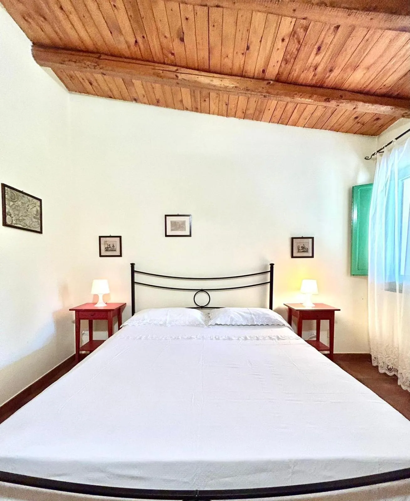 Bed in Case Di Loco Castro