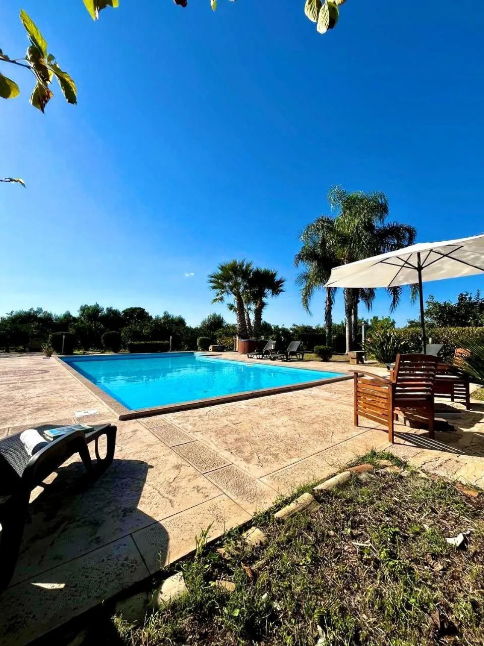 Swimming pool in Case Di Loco Castro