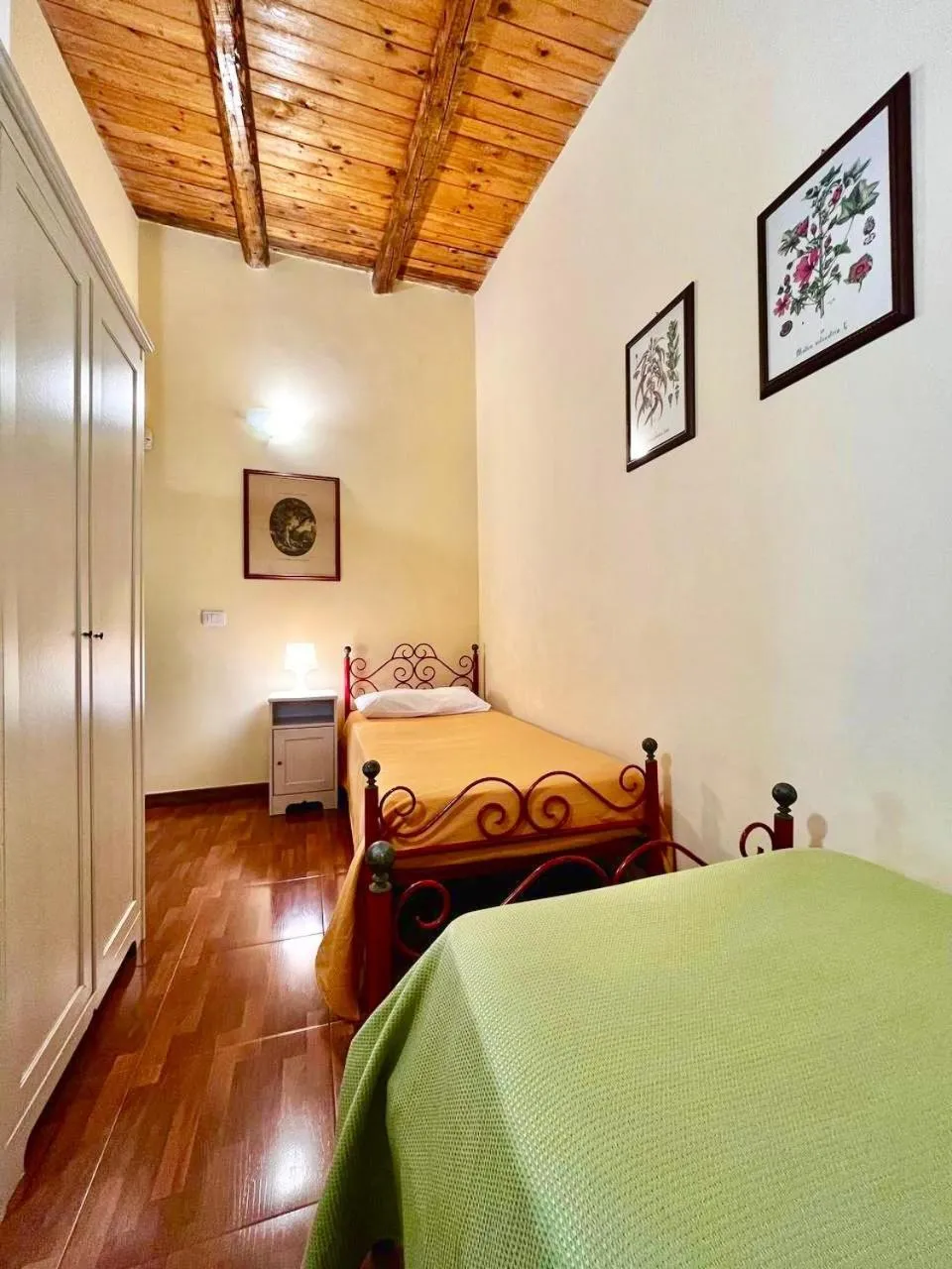Bedroom in Case Di Loco Castro