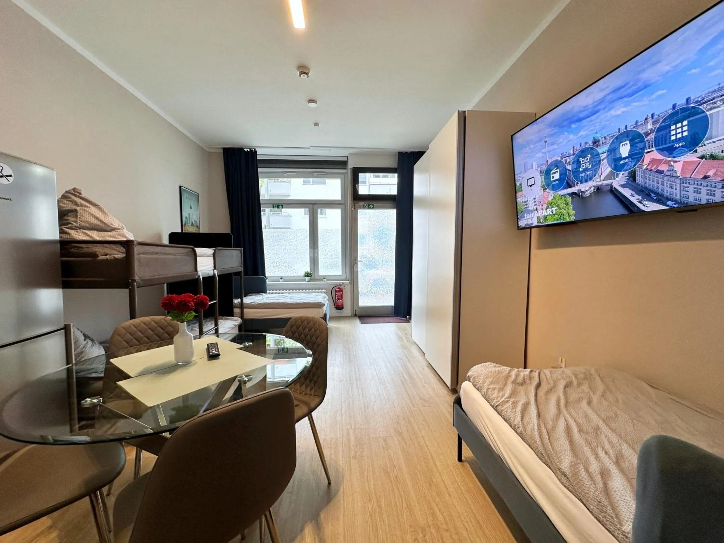 Bed in fairAPART Studio-Apartment nähe klein Venedig