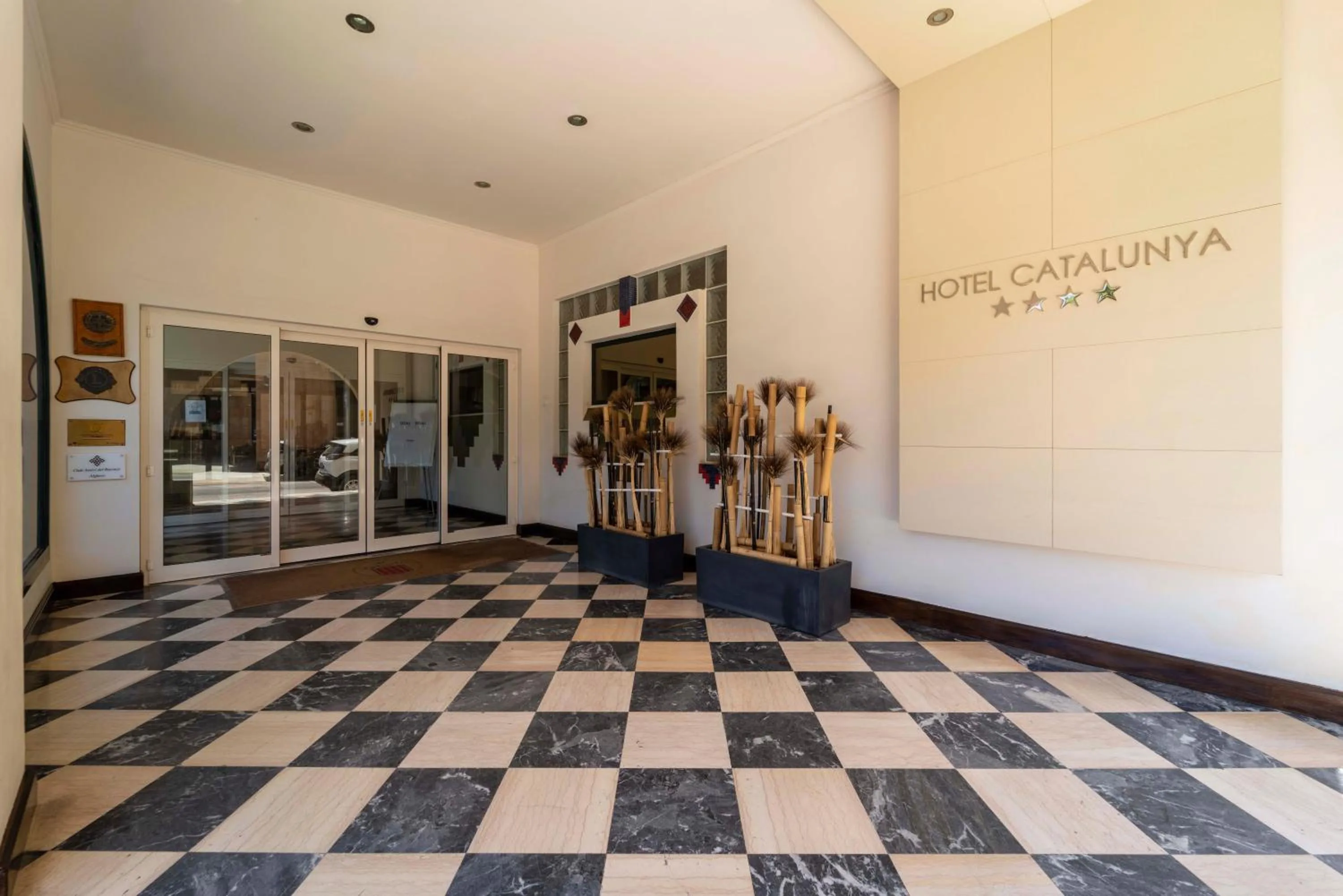 Property building in Hotel Catalunya