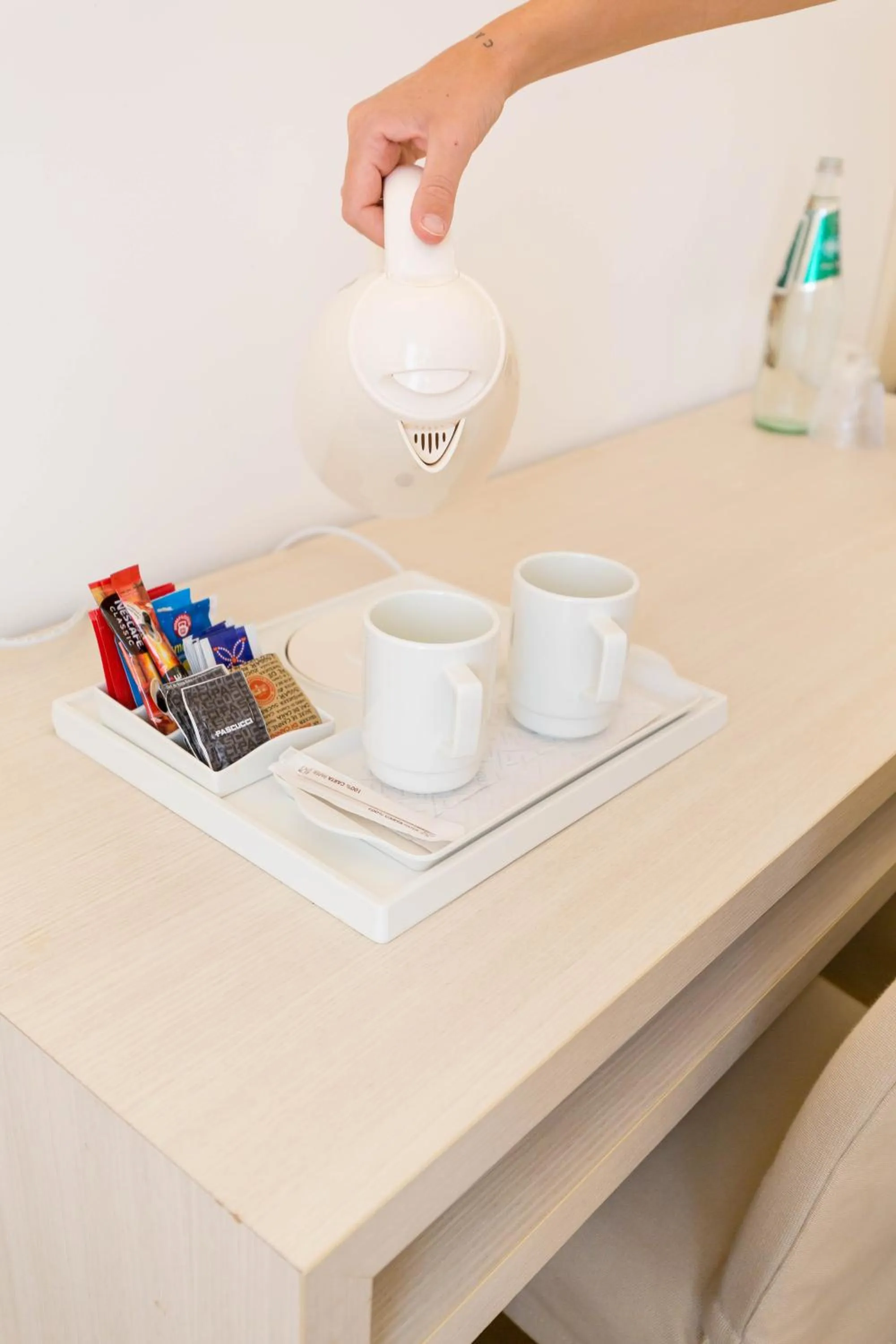 Coffee/tea facilities in Hotel Catalunya