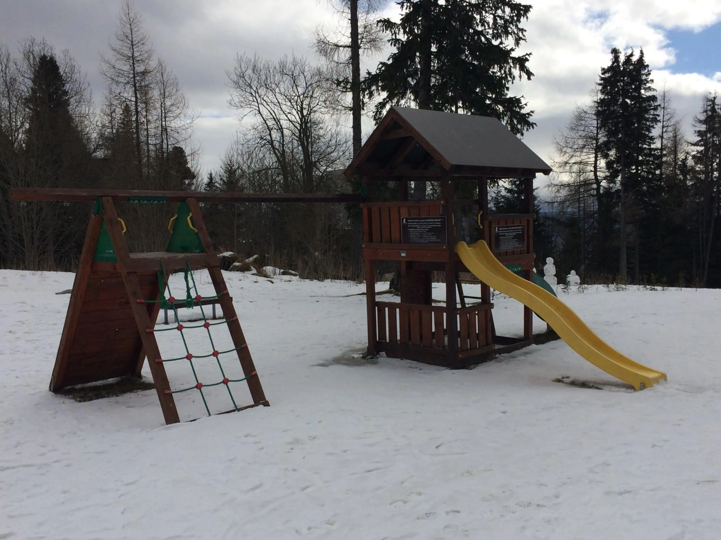 Children play ground in Apartman Panorama 805
