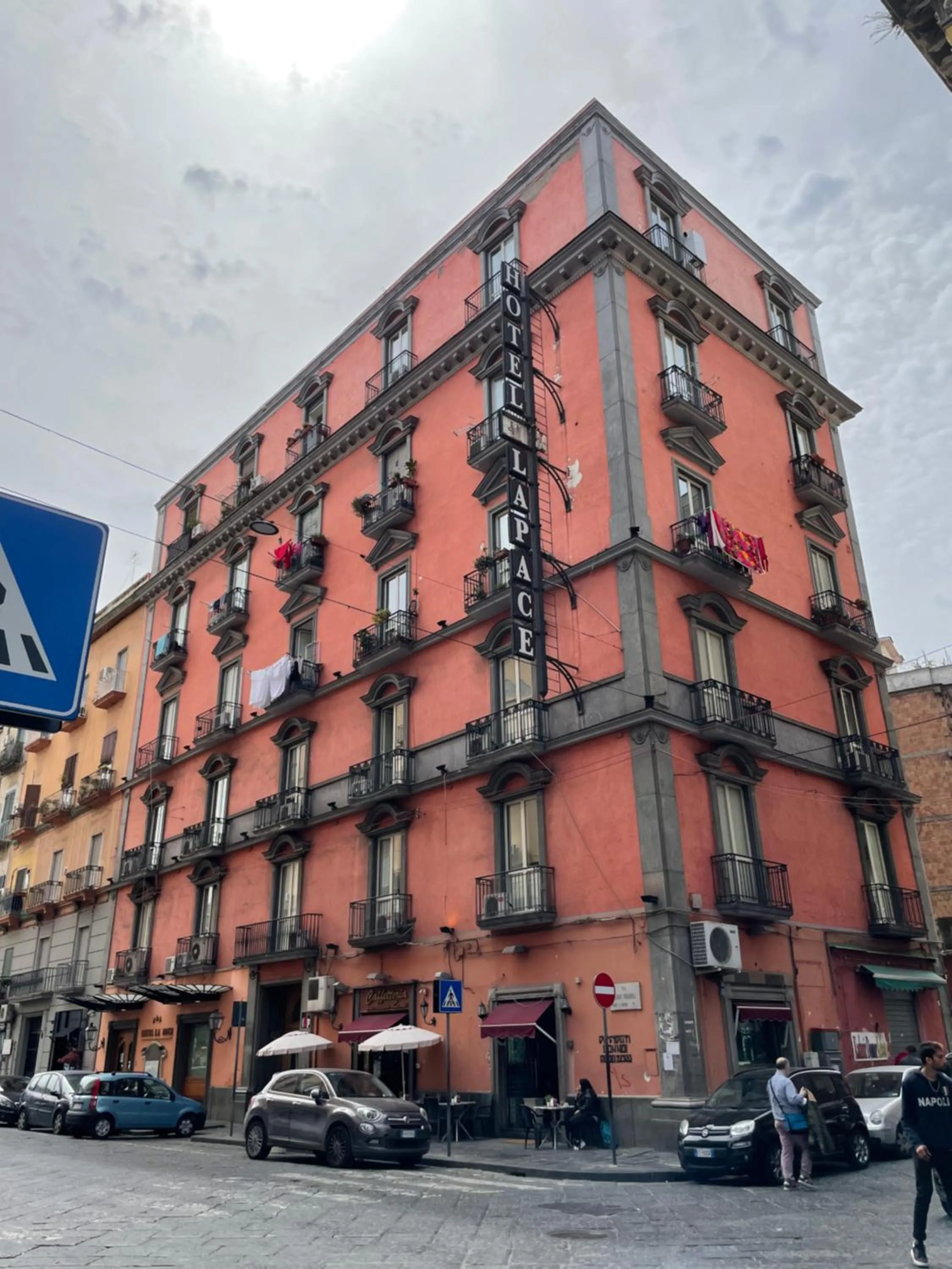 Property building in Le Porte di Napoli - Rooms