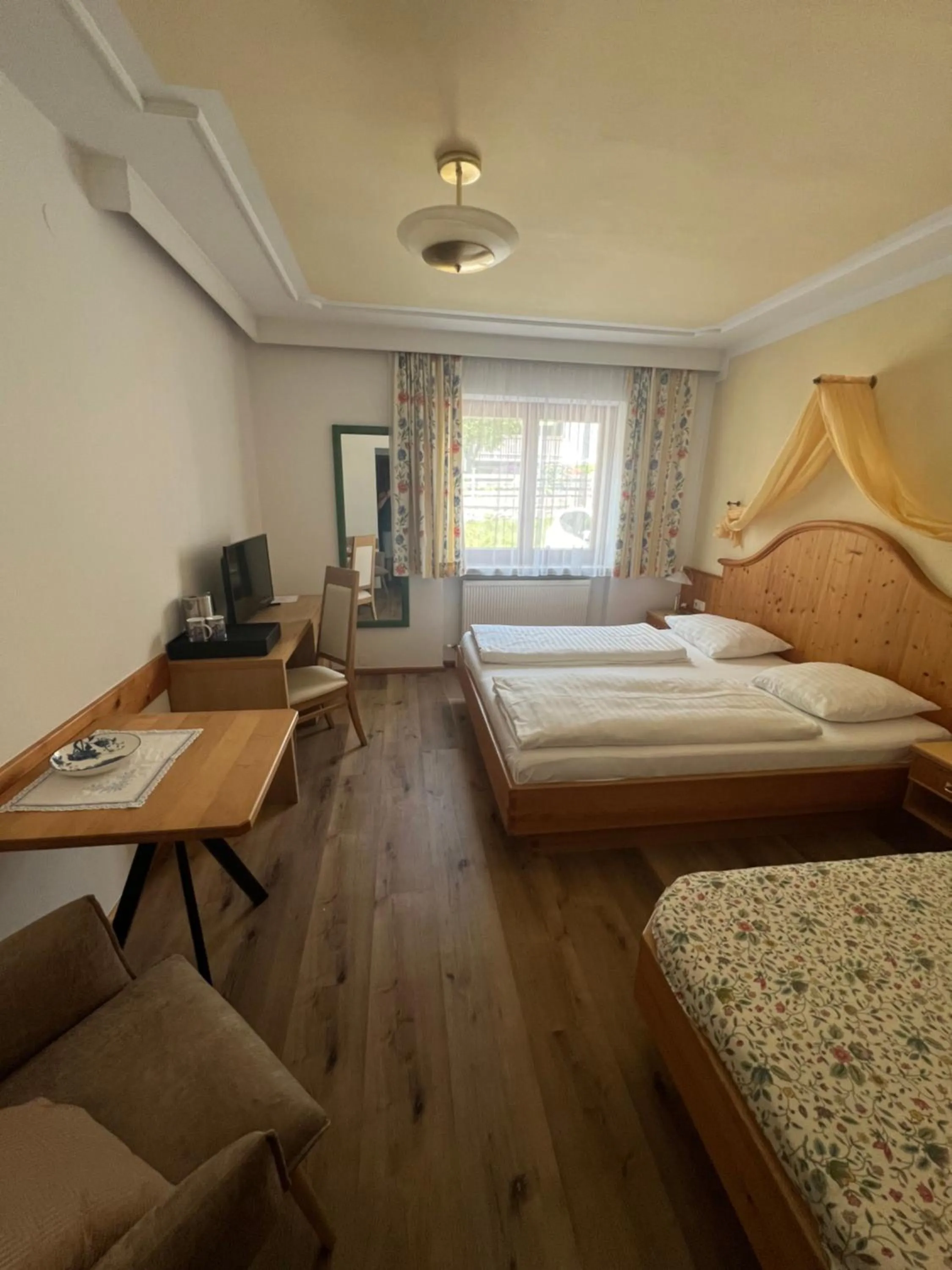 Bedroom, Bed in Hettlerhof