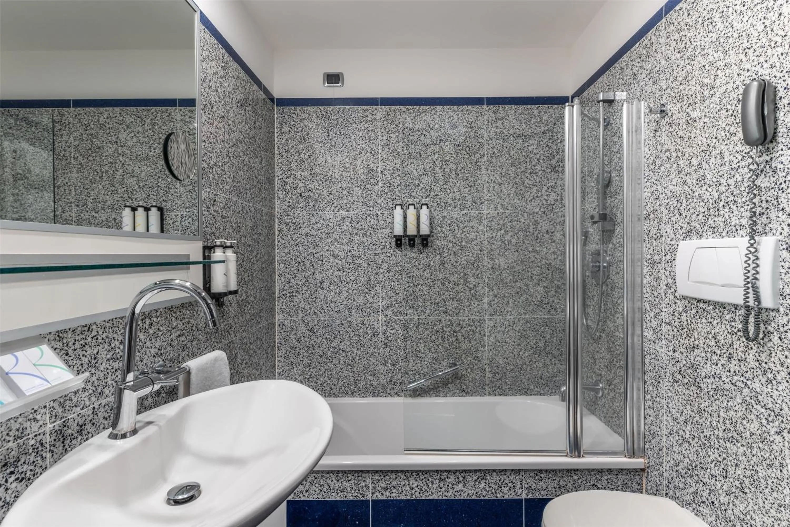 Bathroom in Best Western Plus Hotel Universo