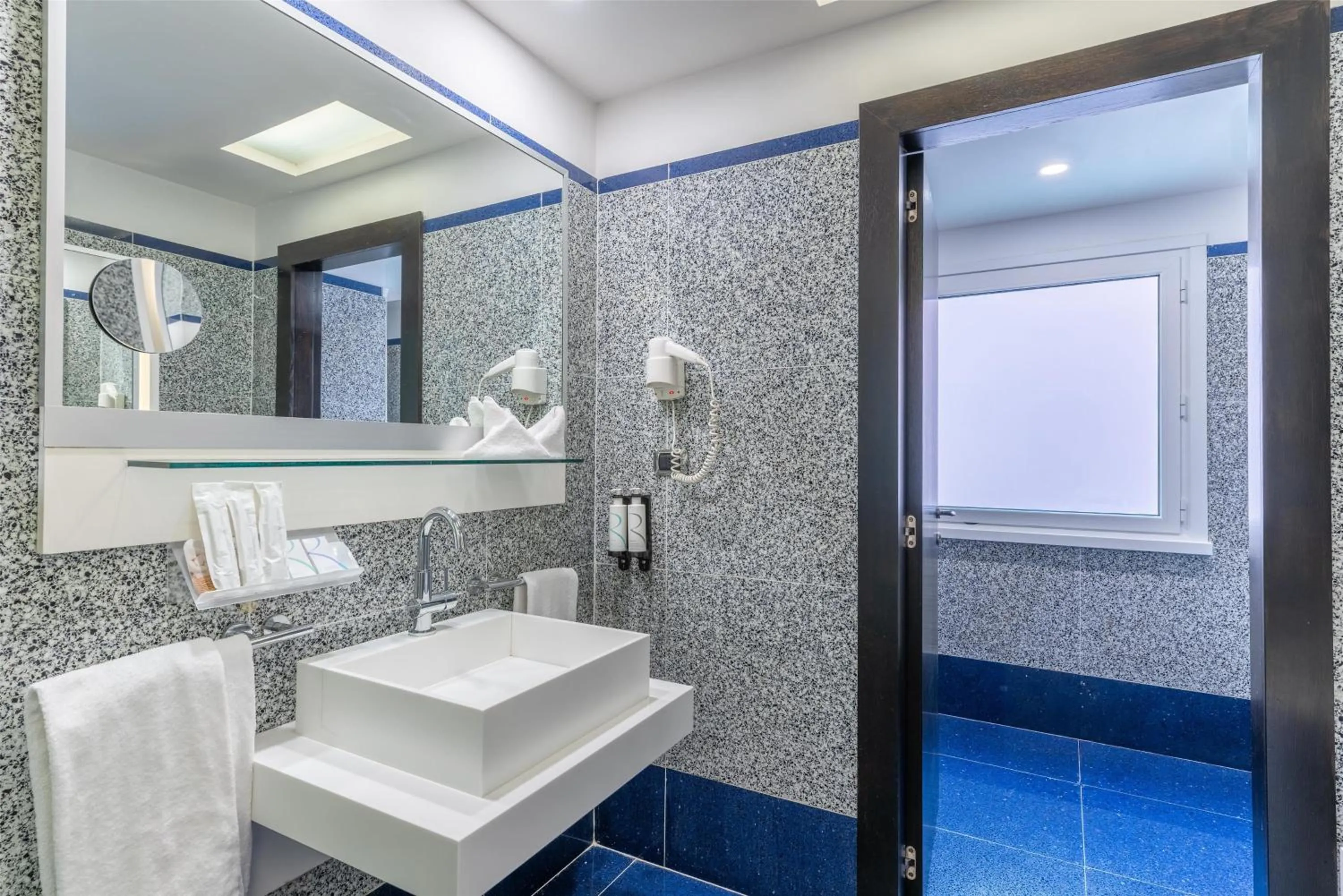 Bathroom in Best Western Plus Hotel Universo