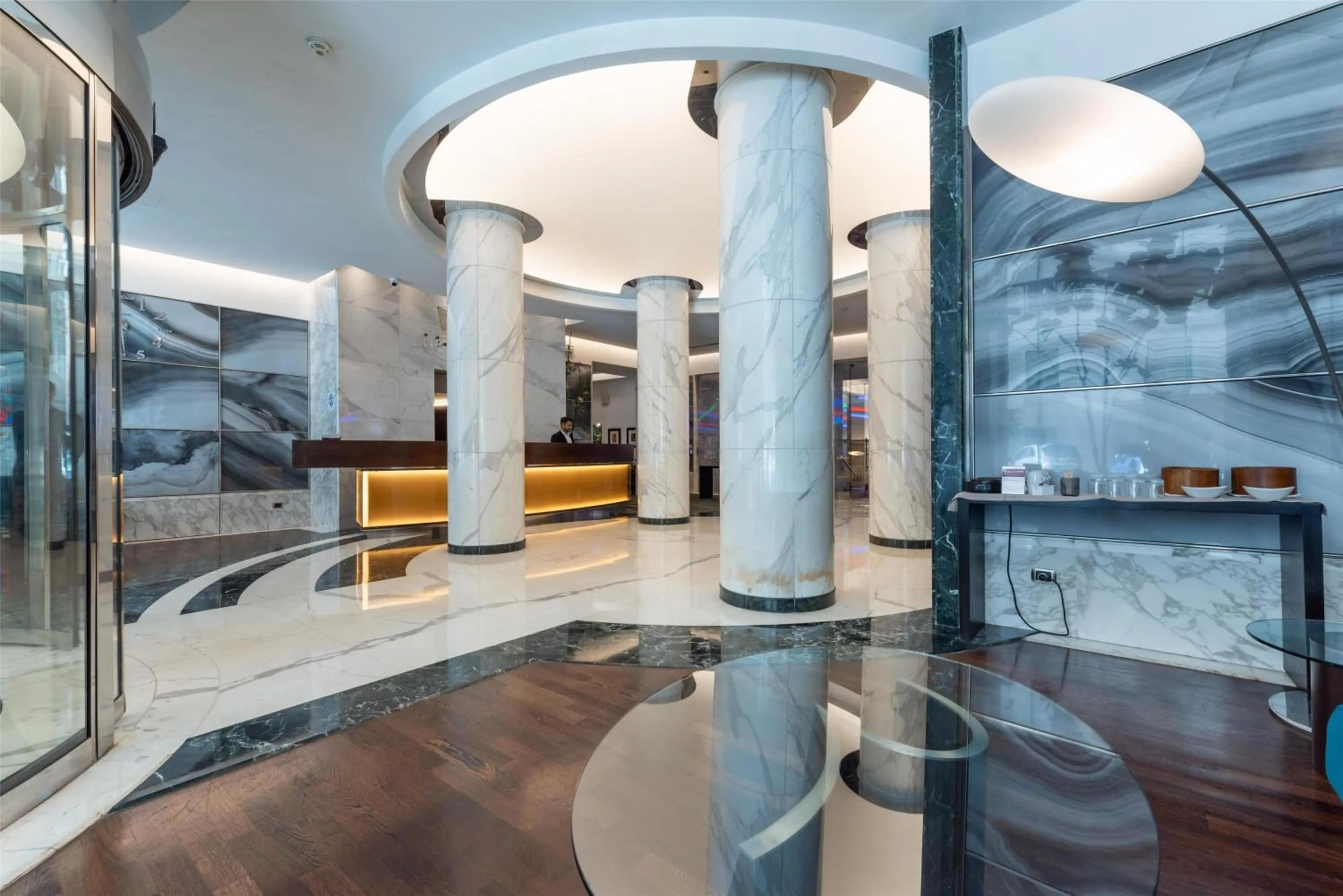 Lobby or reception in Best Western Plus Hotel Universo