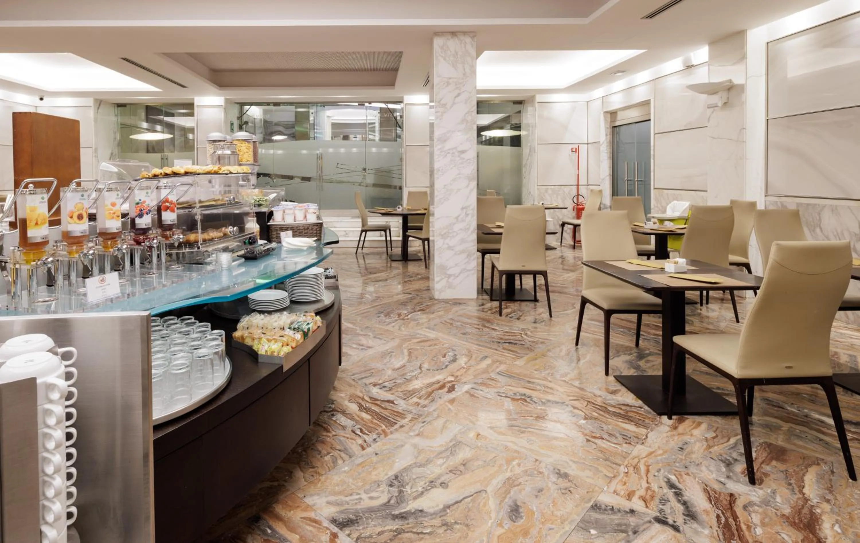 Breakfast in Best Western Plus Hotel Universo