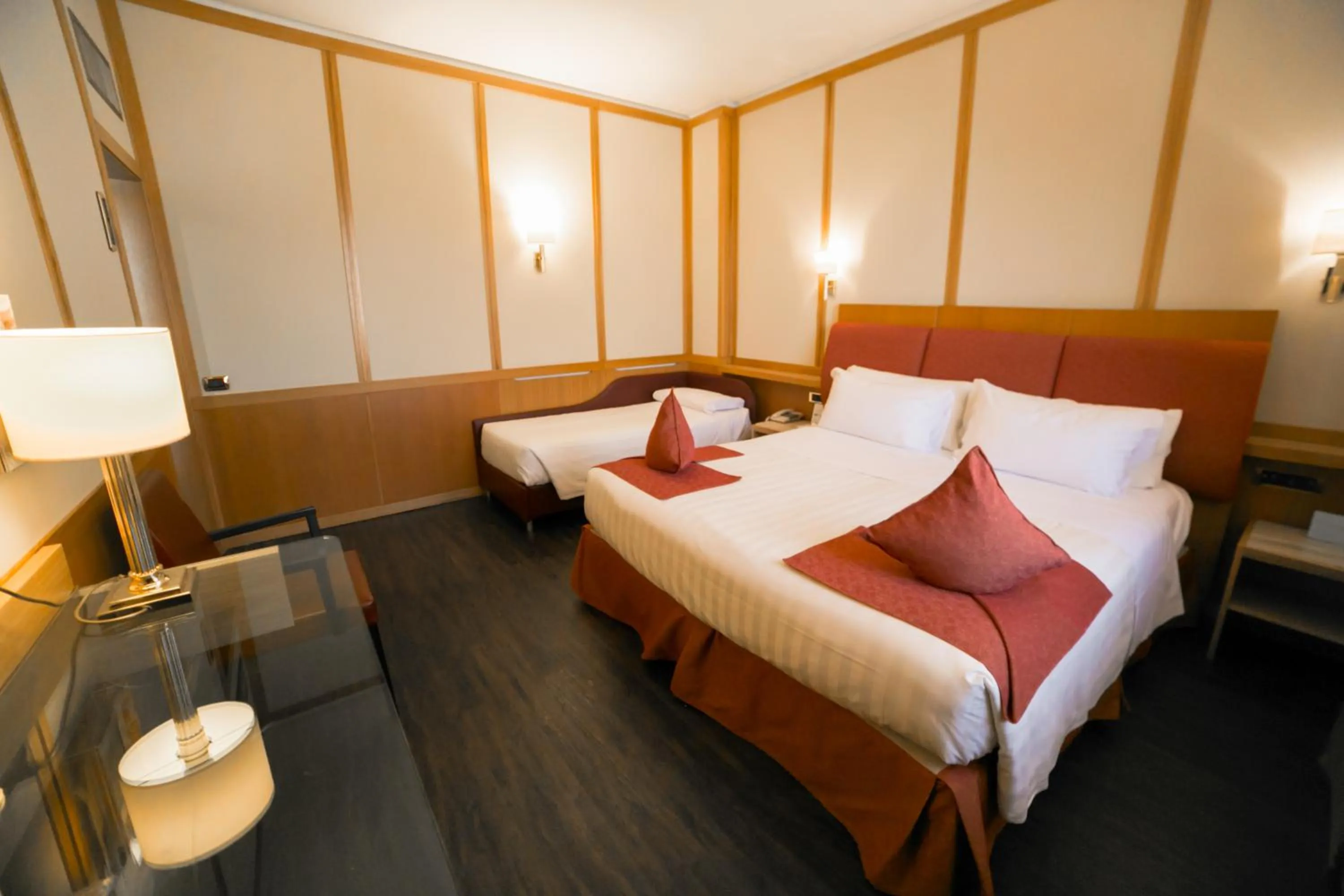 Bedroom, Bed in Best Western Hotel President - Colosseo