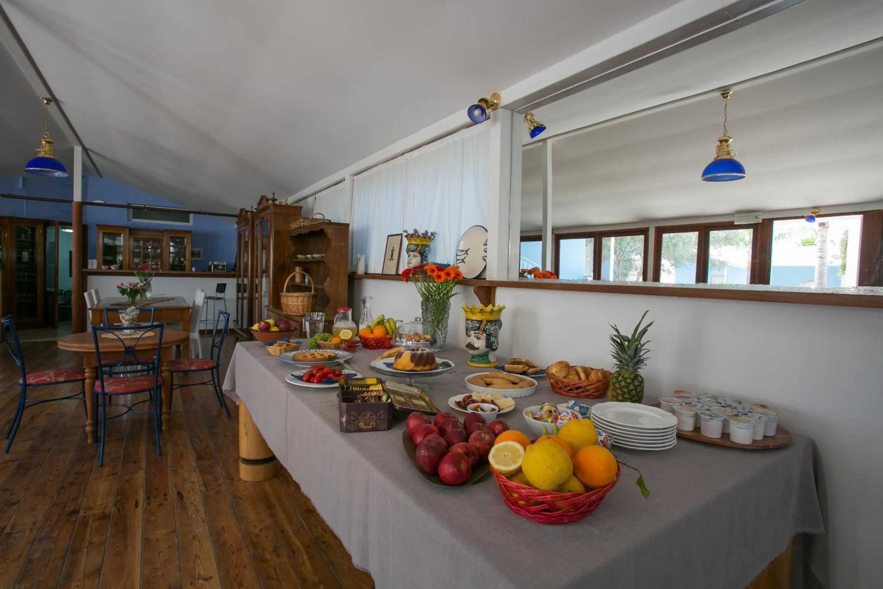 Continental breakfast in Borgo Marino Plemmirio