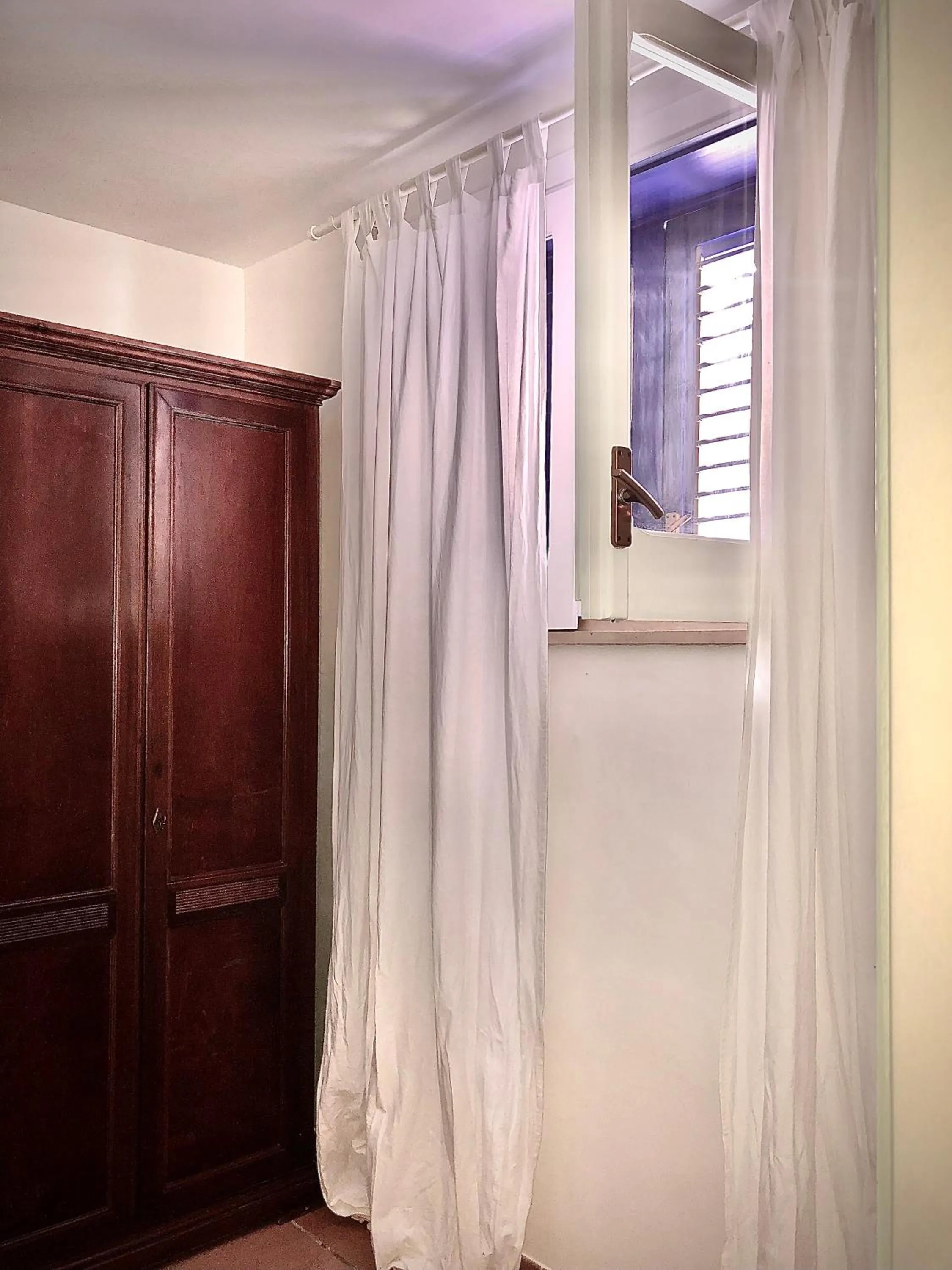 wardrobe in Borgo Marino Plemmirio