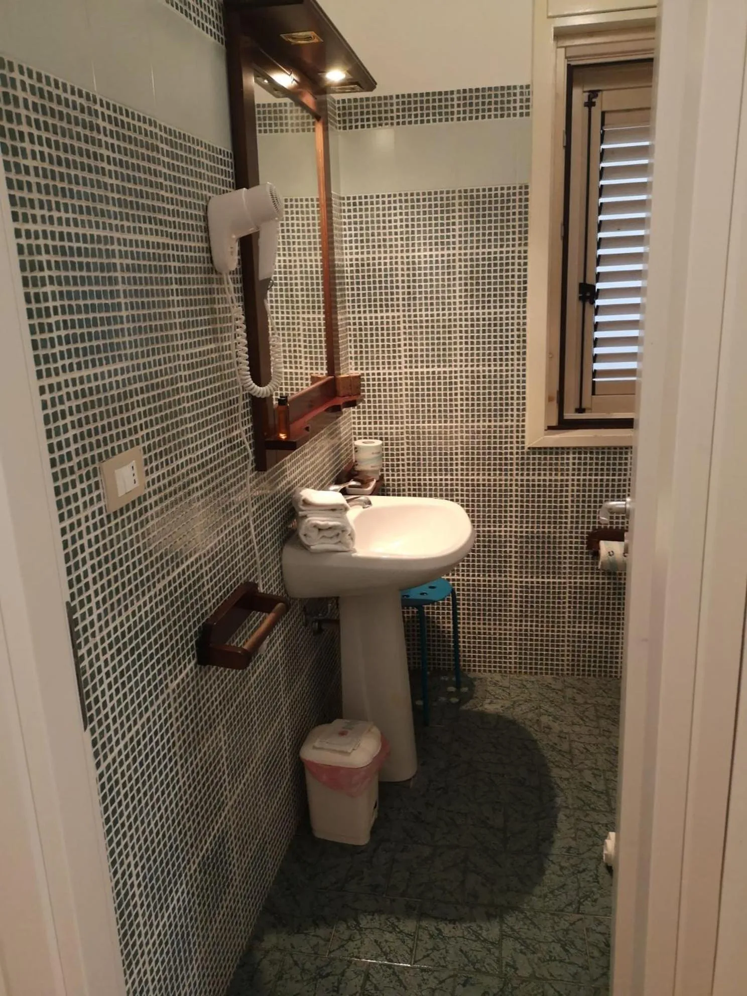 Bathroom in Borgo Marino Plemmirio