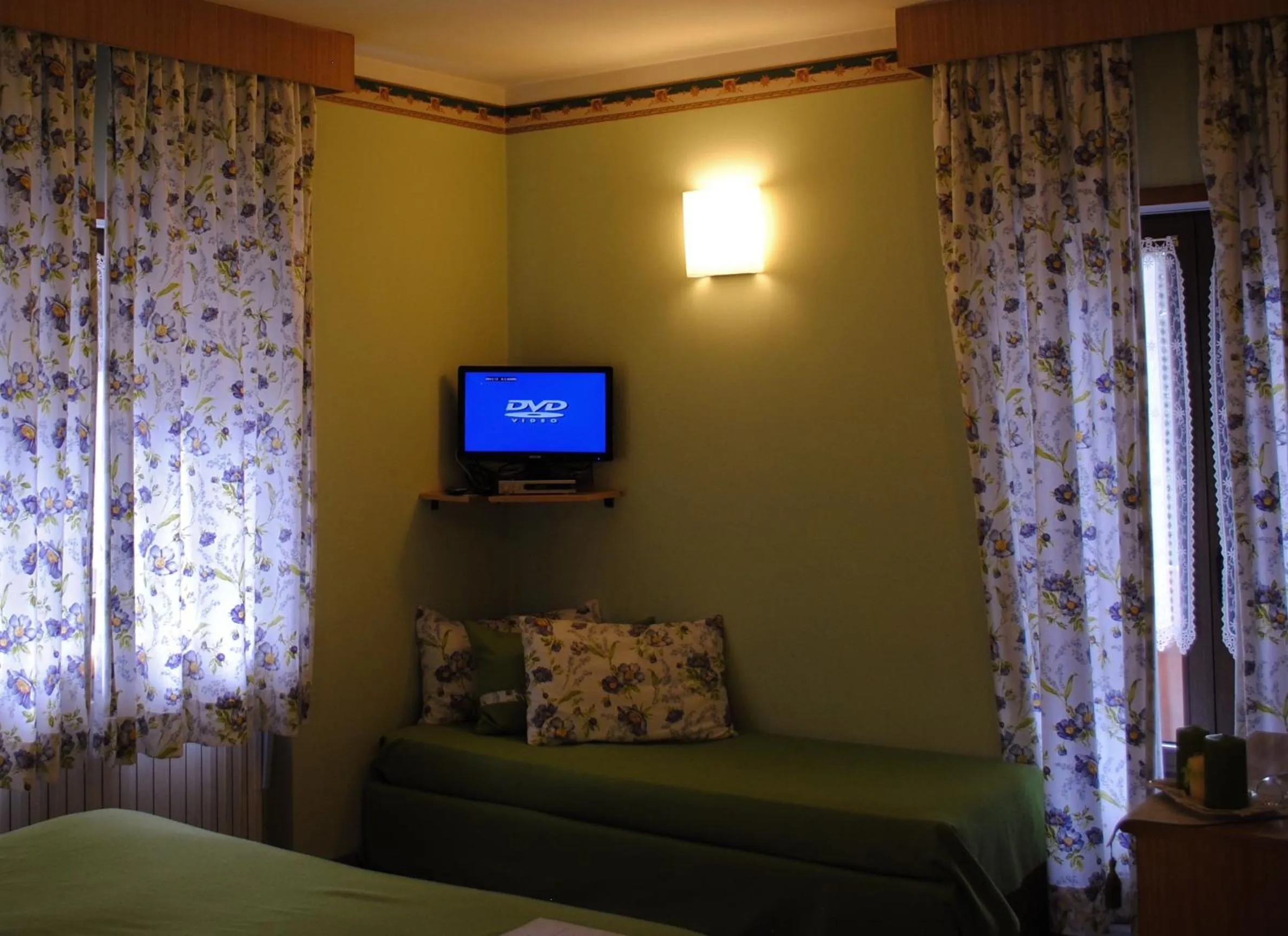 Photo of the whole room, Bed in Monaco Sport Hotel