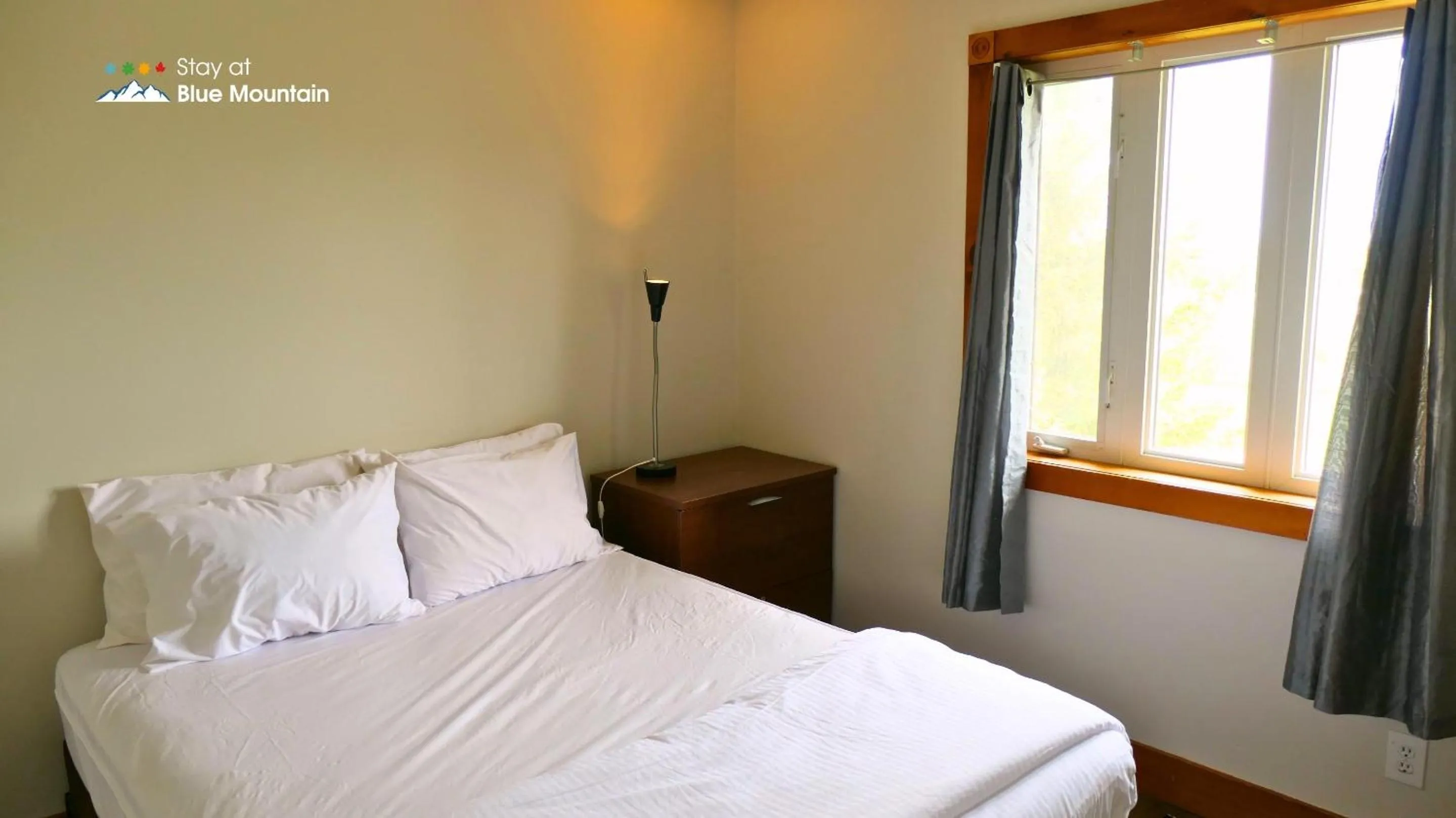 Bedroom in Summit Ridge 1