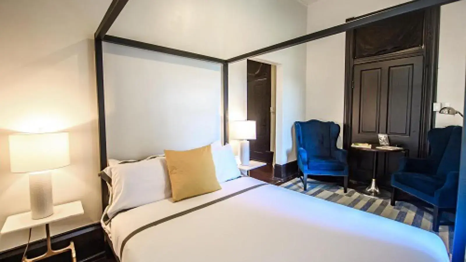 Seating area, Bed in Hotel Giles Seating area, Bed in Hotel Giles