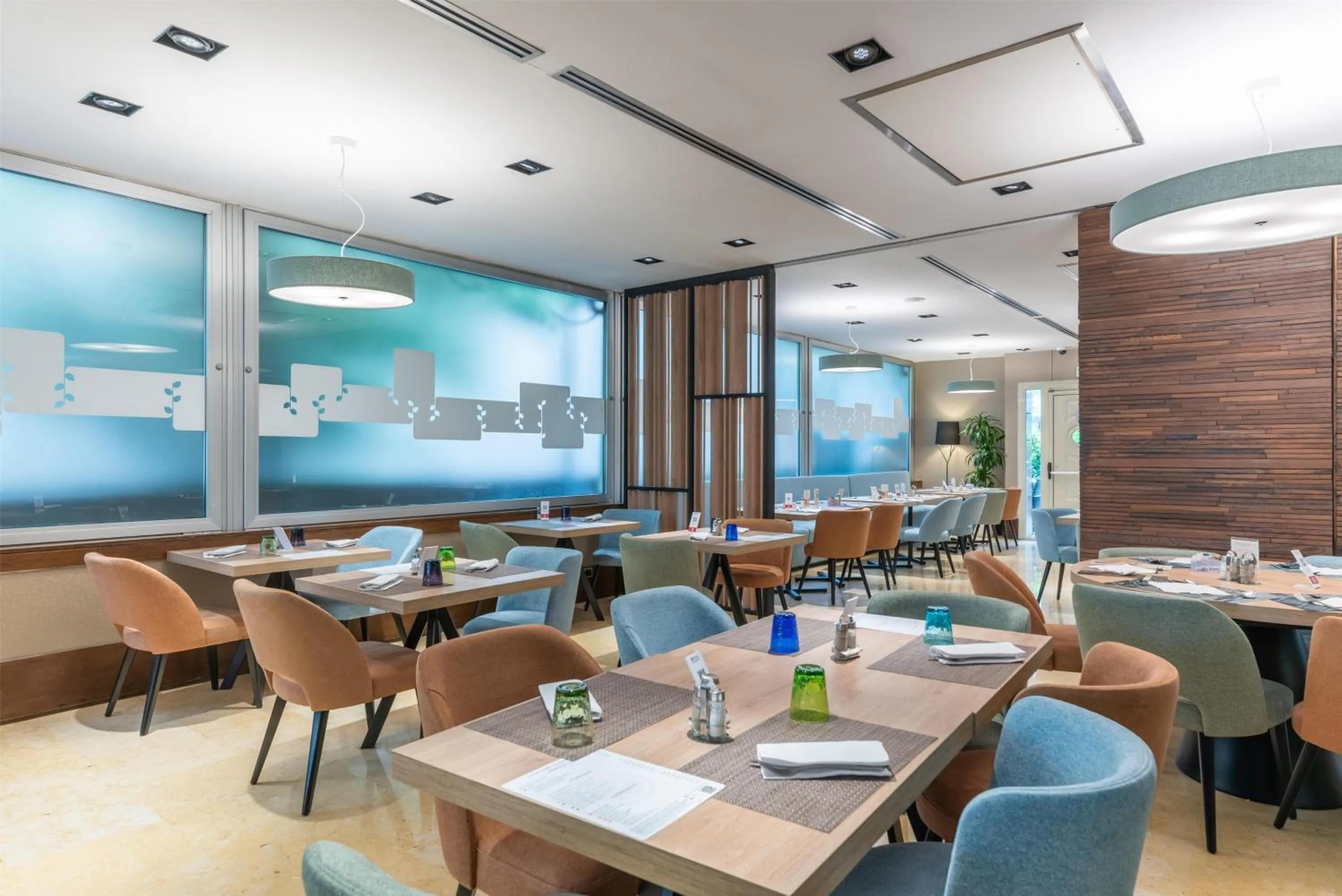 Restaurant/places to eat in Hilton Garden Inn Rome Claridge