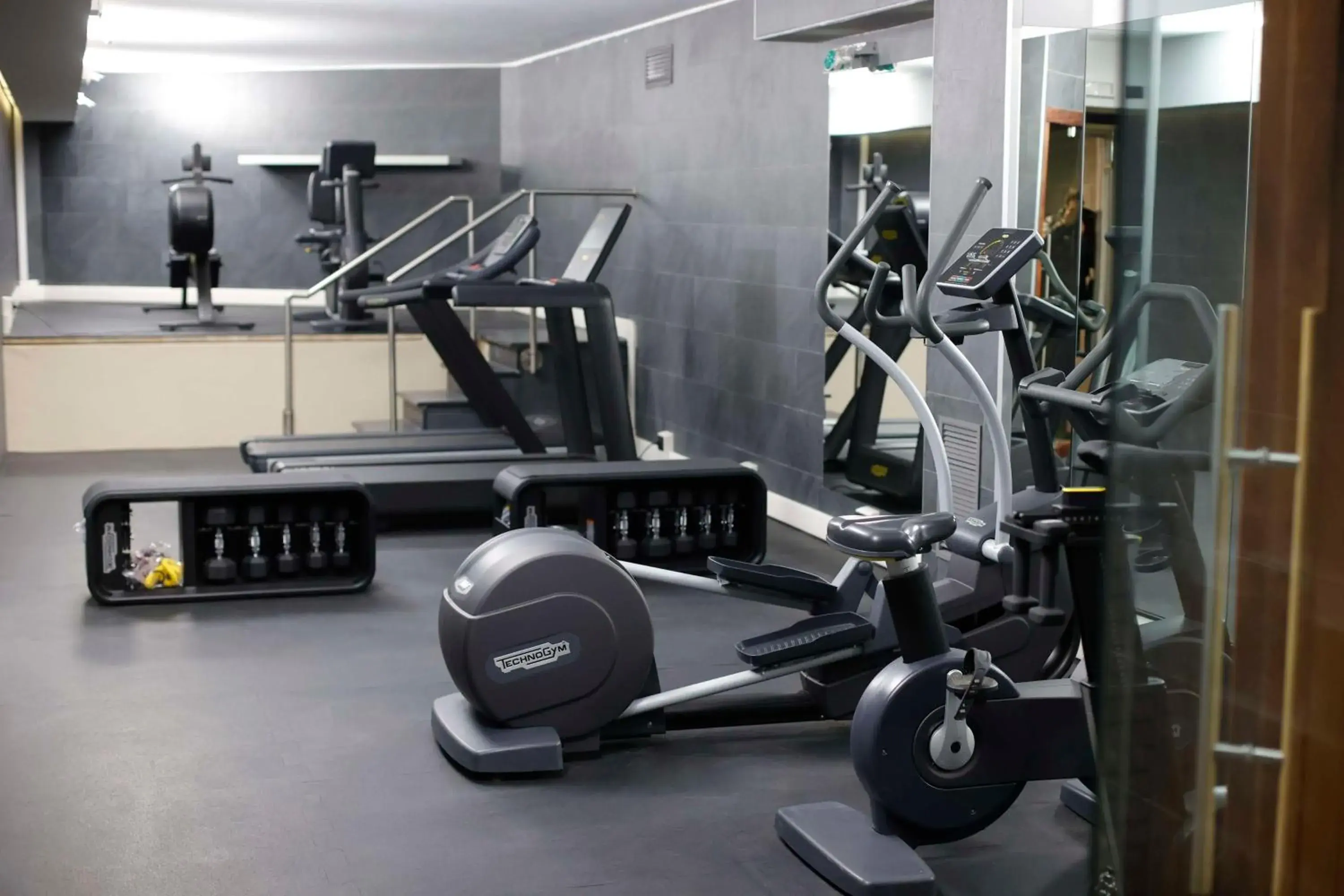 Fitness centre/facilities in Radisson Blu GHR Rome Fitness centre/facilities in Radisson Blu GHR Rome