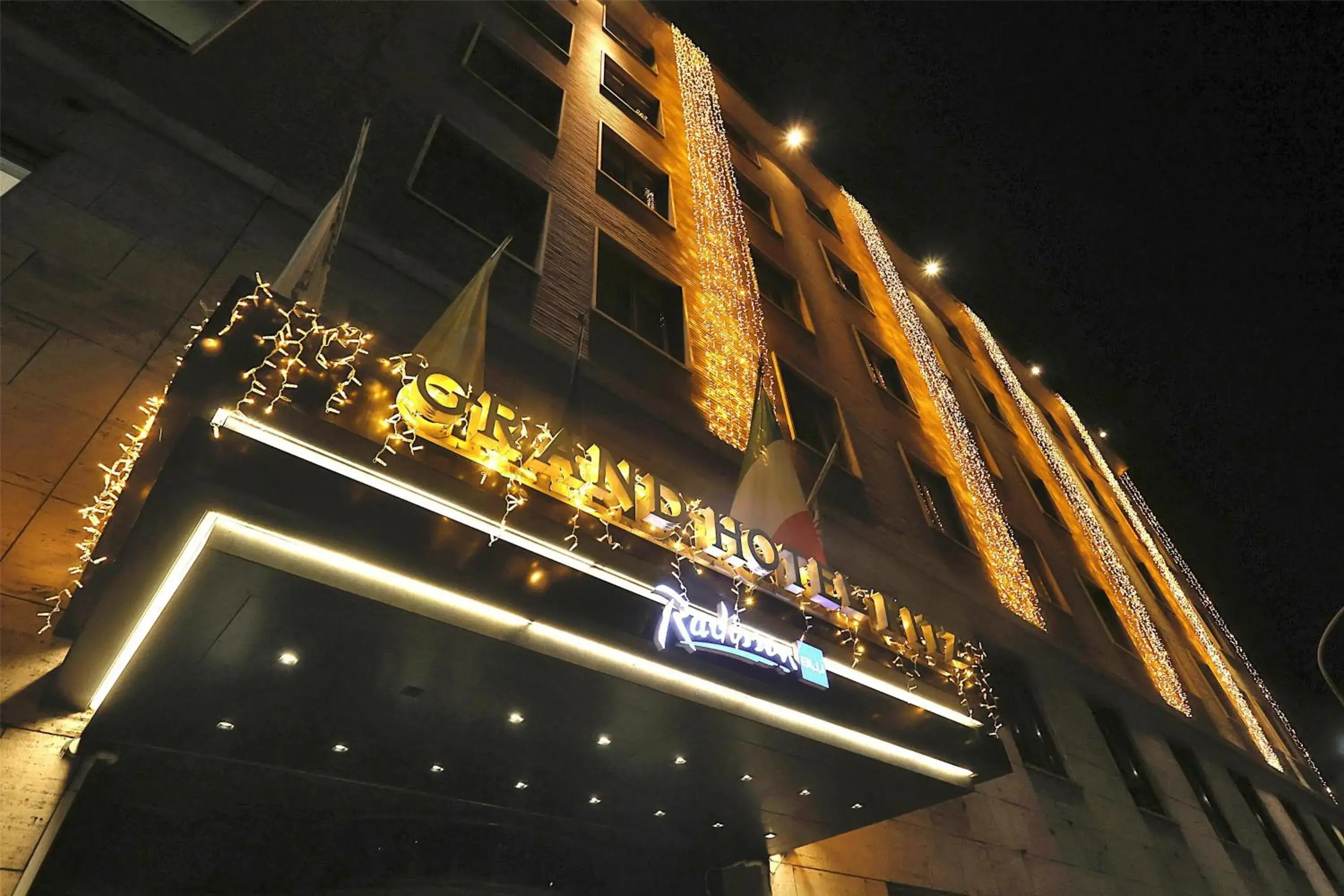 Property building in Radisson Blu GHR Rome Property building in Radisson Blu GHR Rome