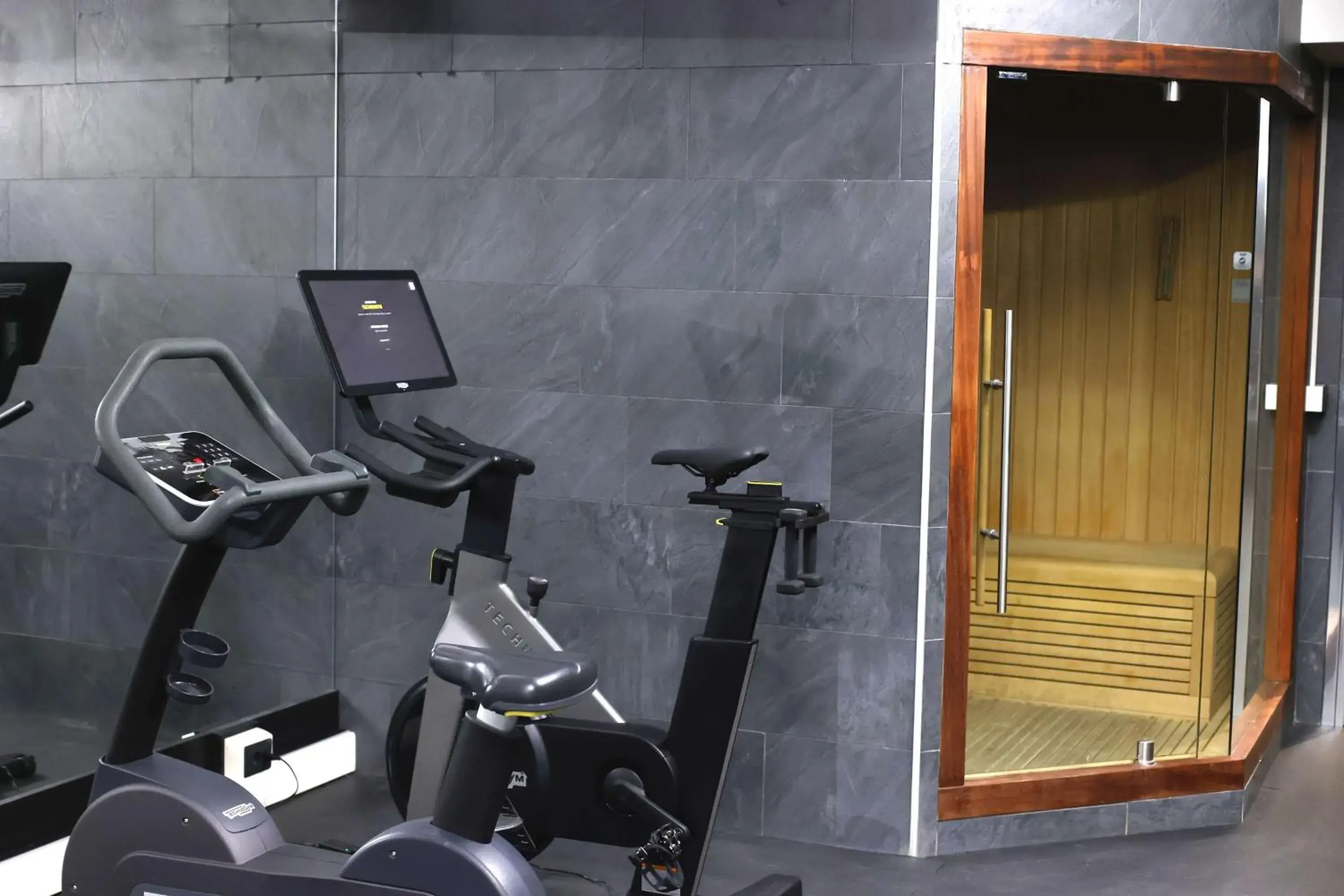 Fitness centre/facilities in Radisson Blu GHR Rome Fitness centre/facilities in Radisson Blu GHR Rome