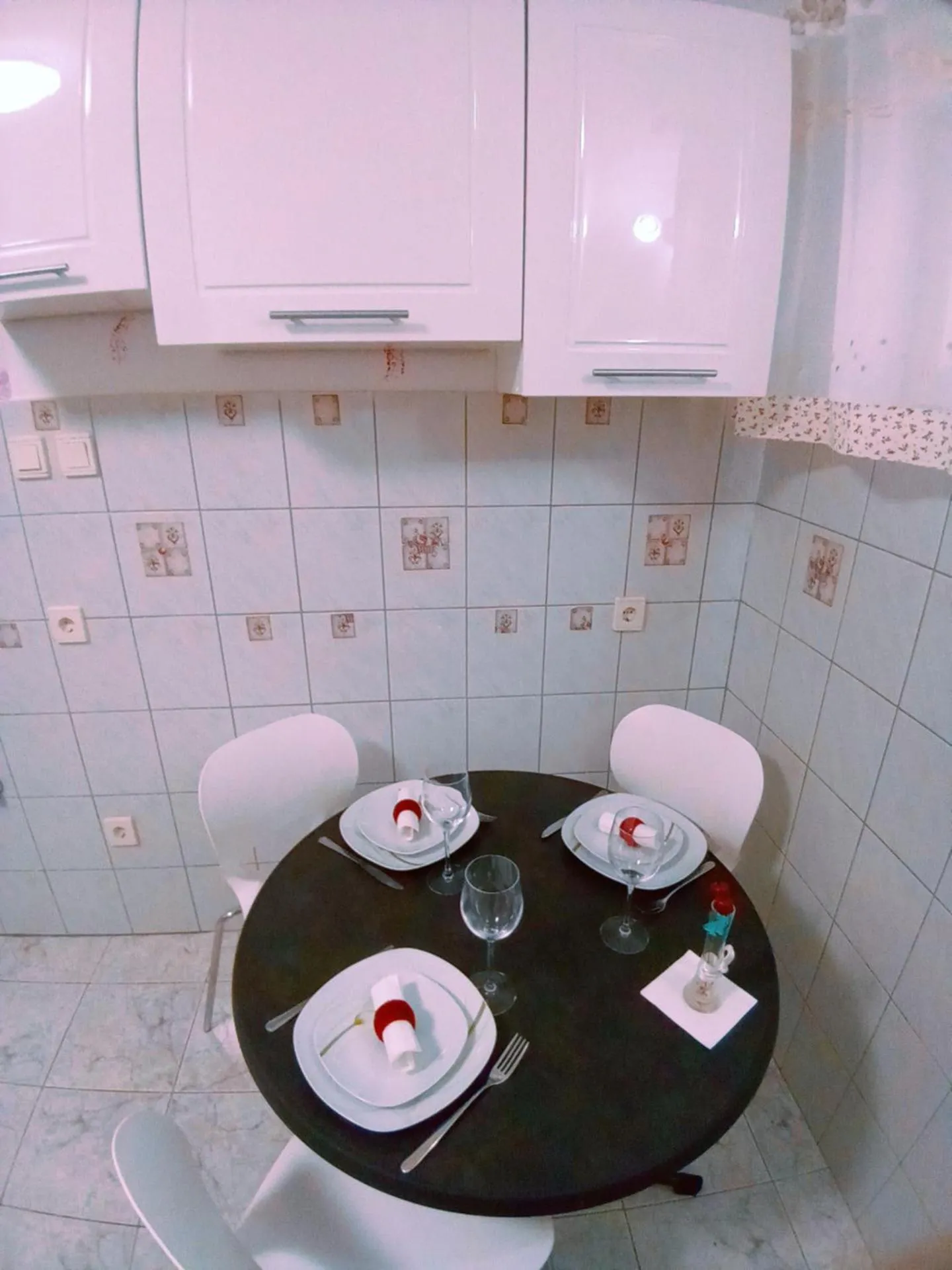 Dining area in Valloris Apartments