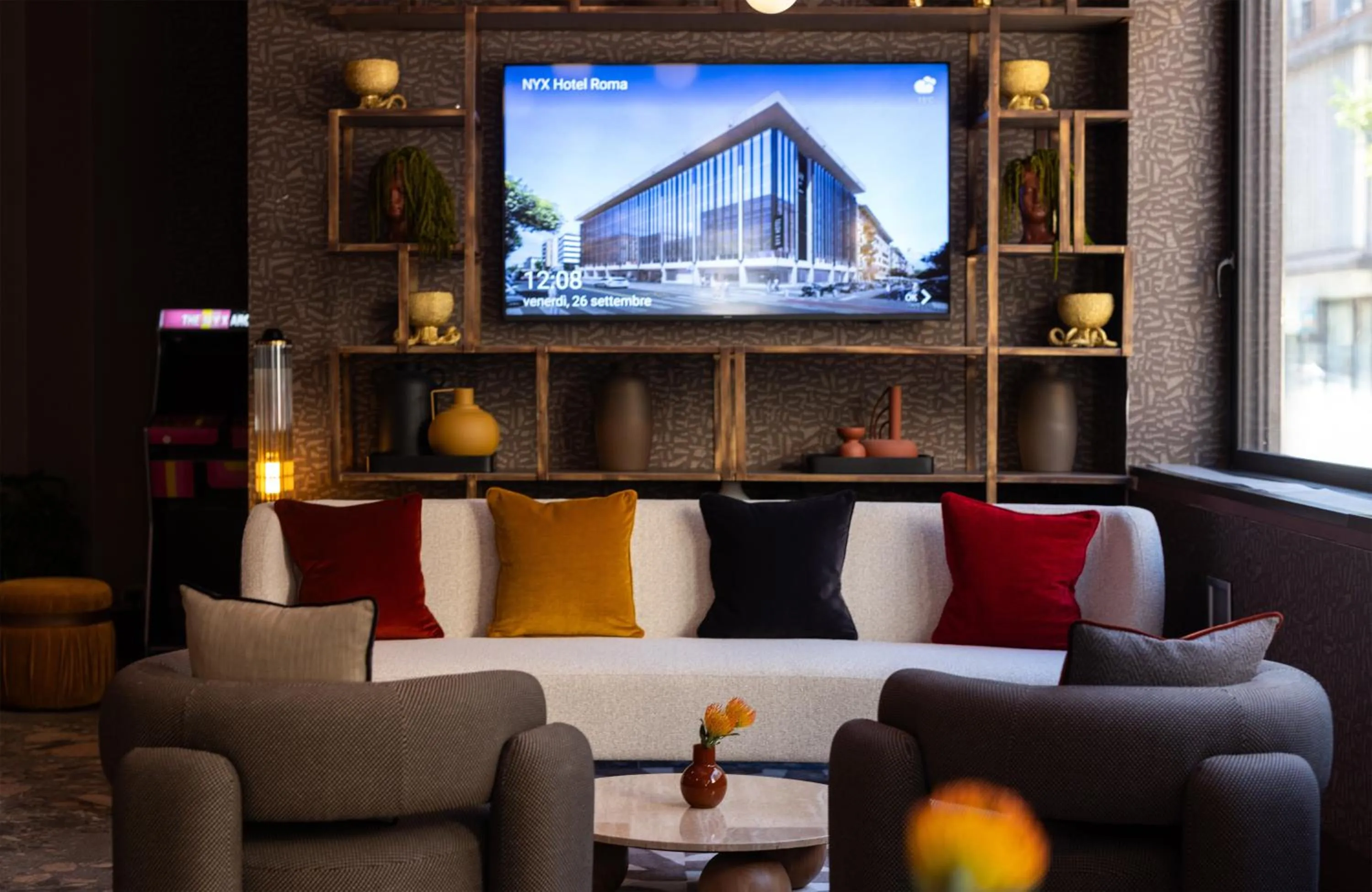 Lounge or bar in NYX Hotel Rome by Leonardo Hotels