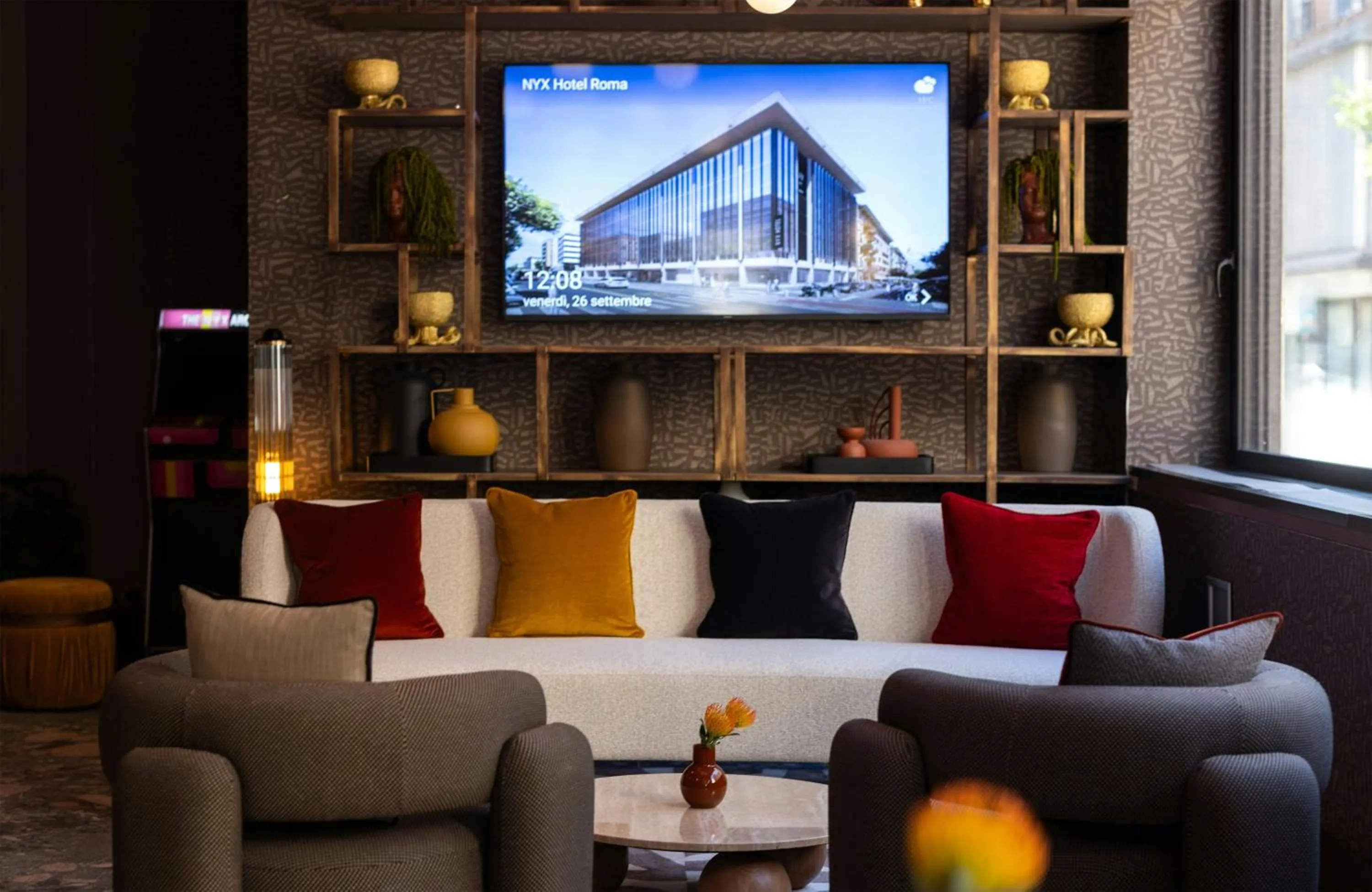 Lounge or bar in NYX Hotel Rome by Leonardo Hotels