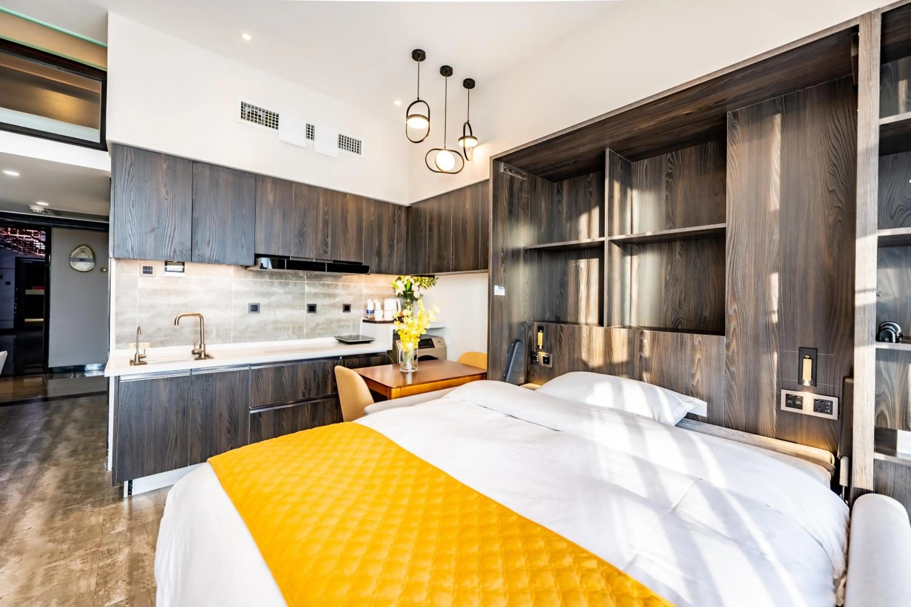 Bed in Kunming Xingyao Hotel