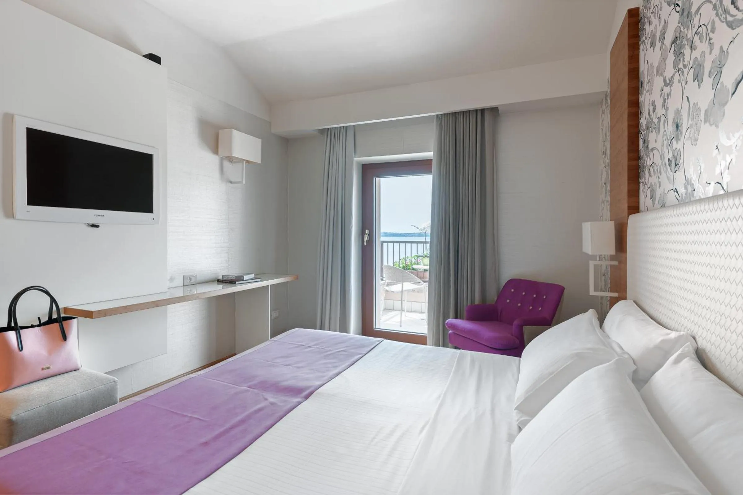 Bedroom, Bed in Hotel Eden