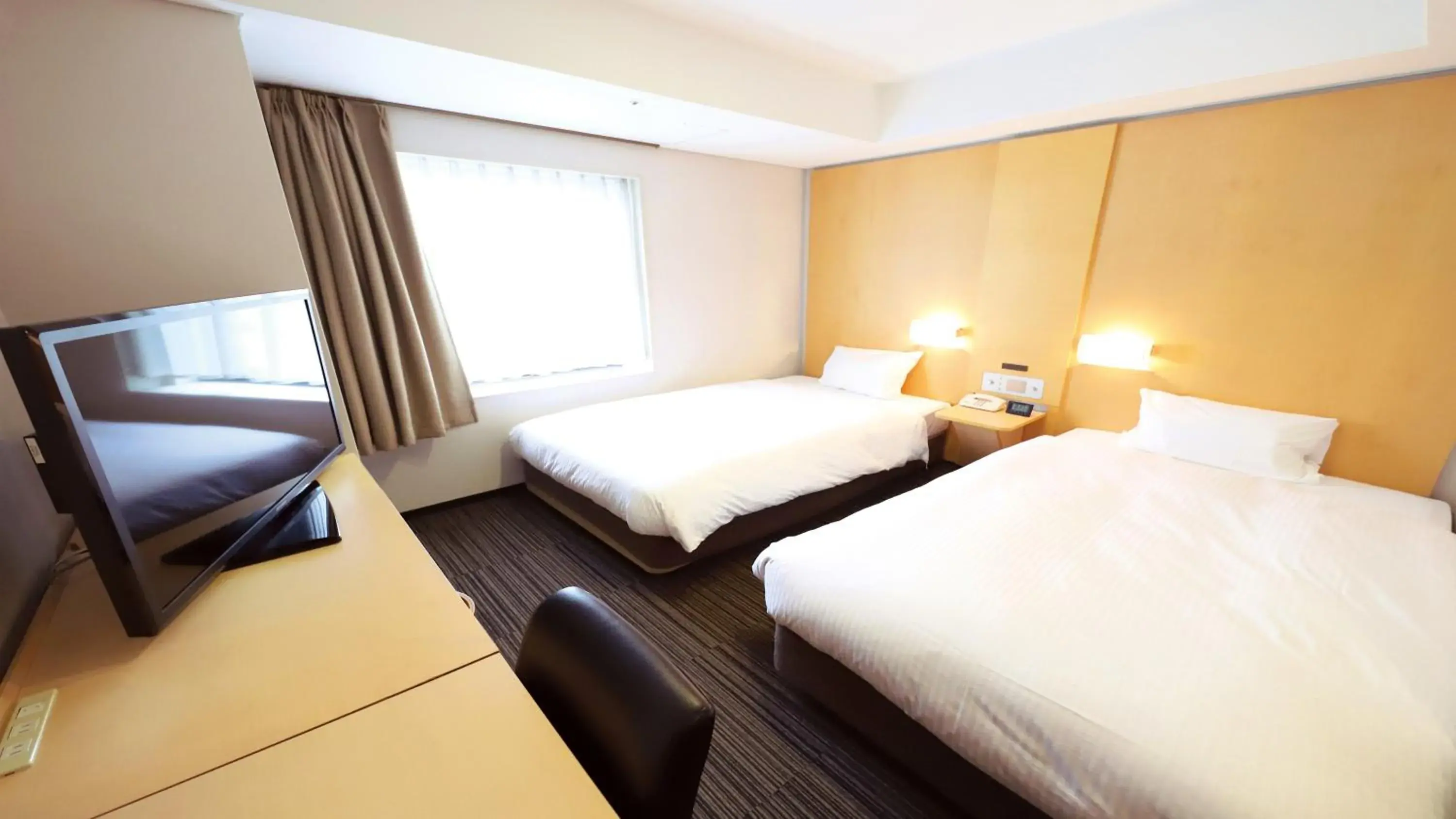 Bed in Smile Hotel Osaka Yotsubashi Bed in Smile Hotel Osaka Yotsubashi