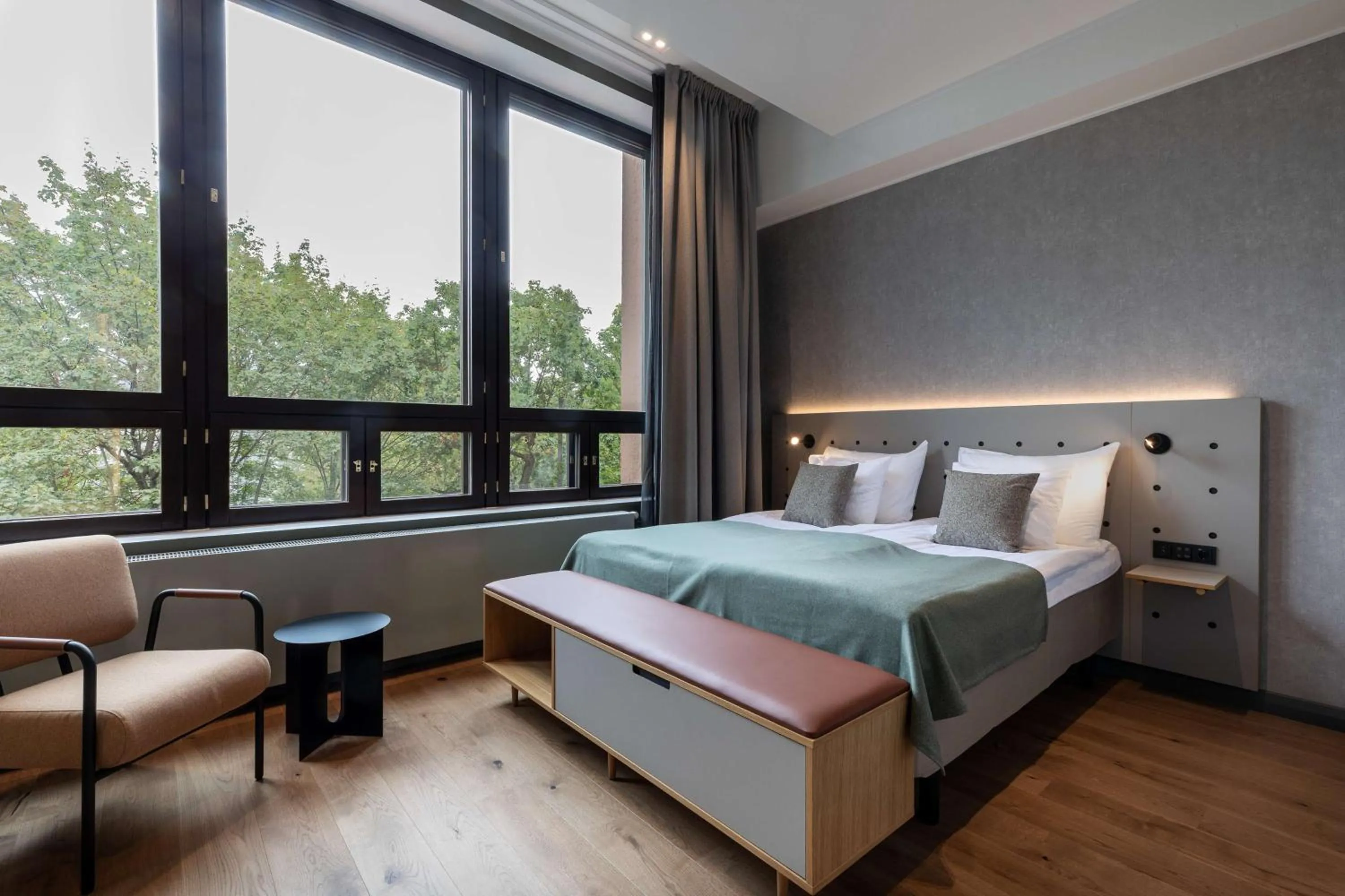 Bedroom, Bed in Scandic Helsinki Hub